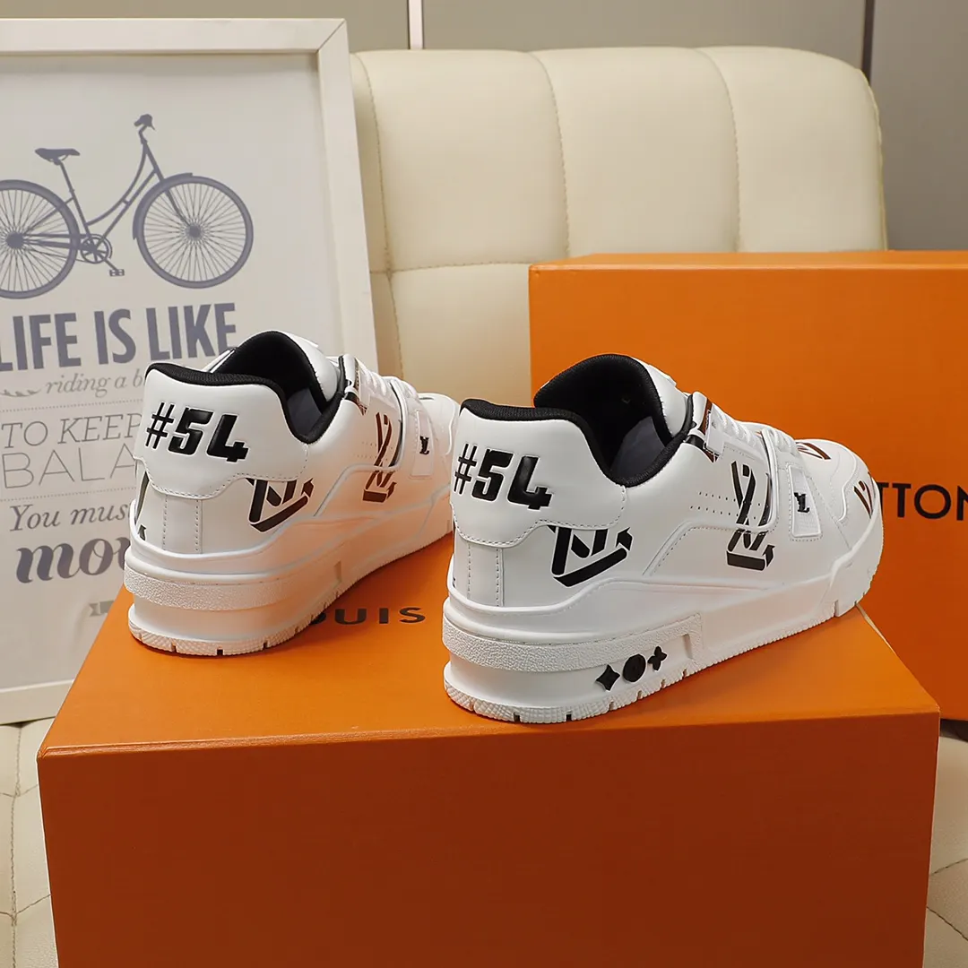 Louis Vuitton Sneakers