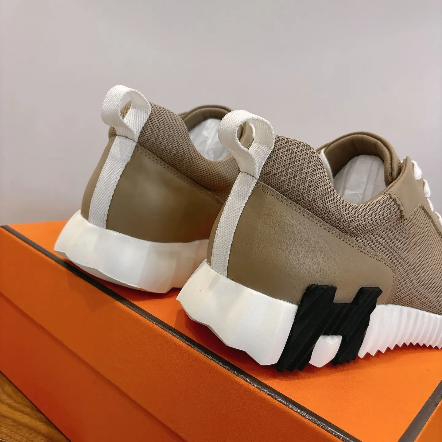 Hermès SS 运动鞋