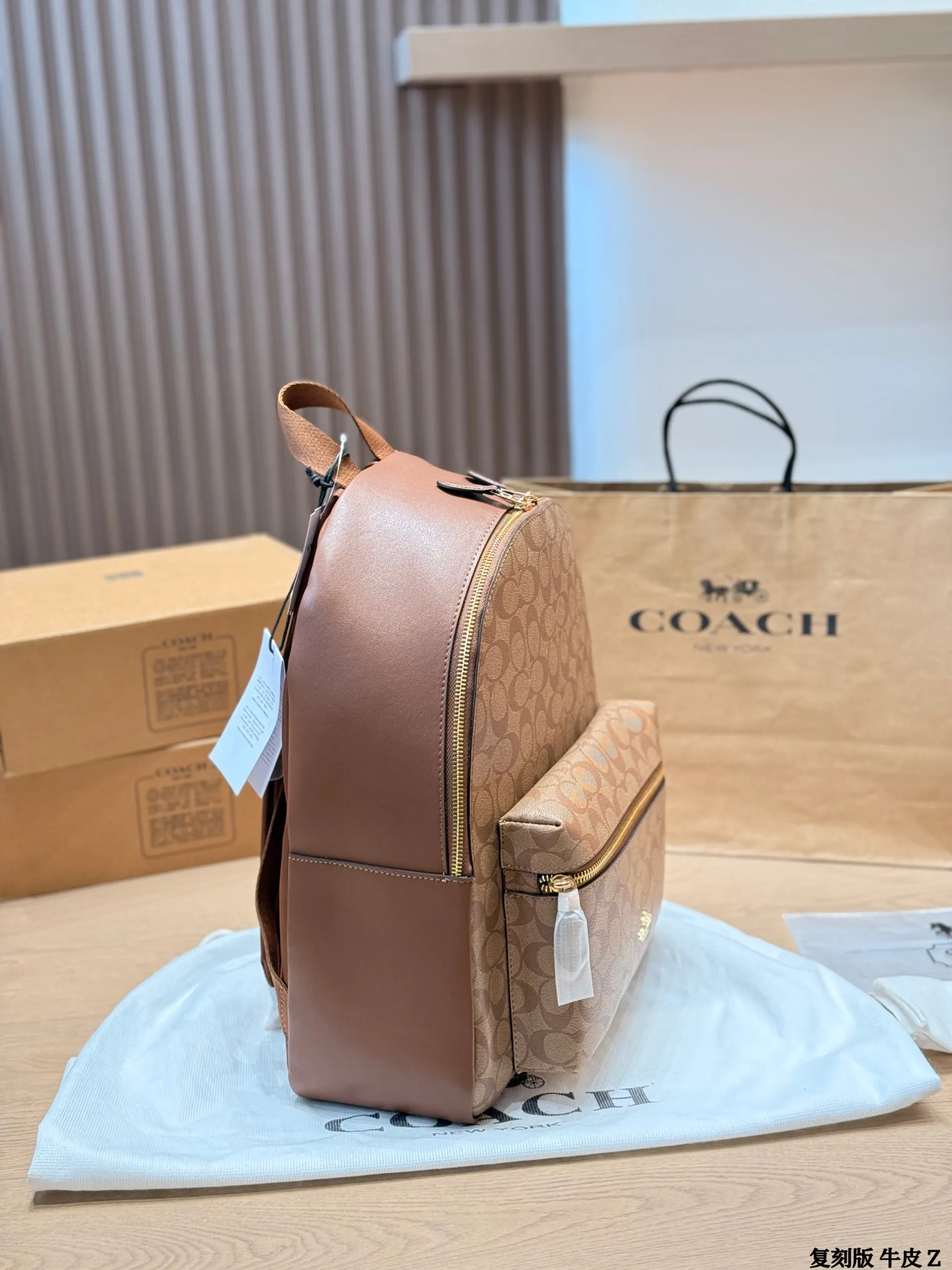 Coach 棕色 老花 牛皮 雙肩包 实用雙肩款