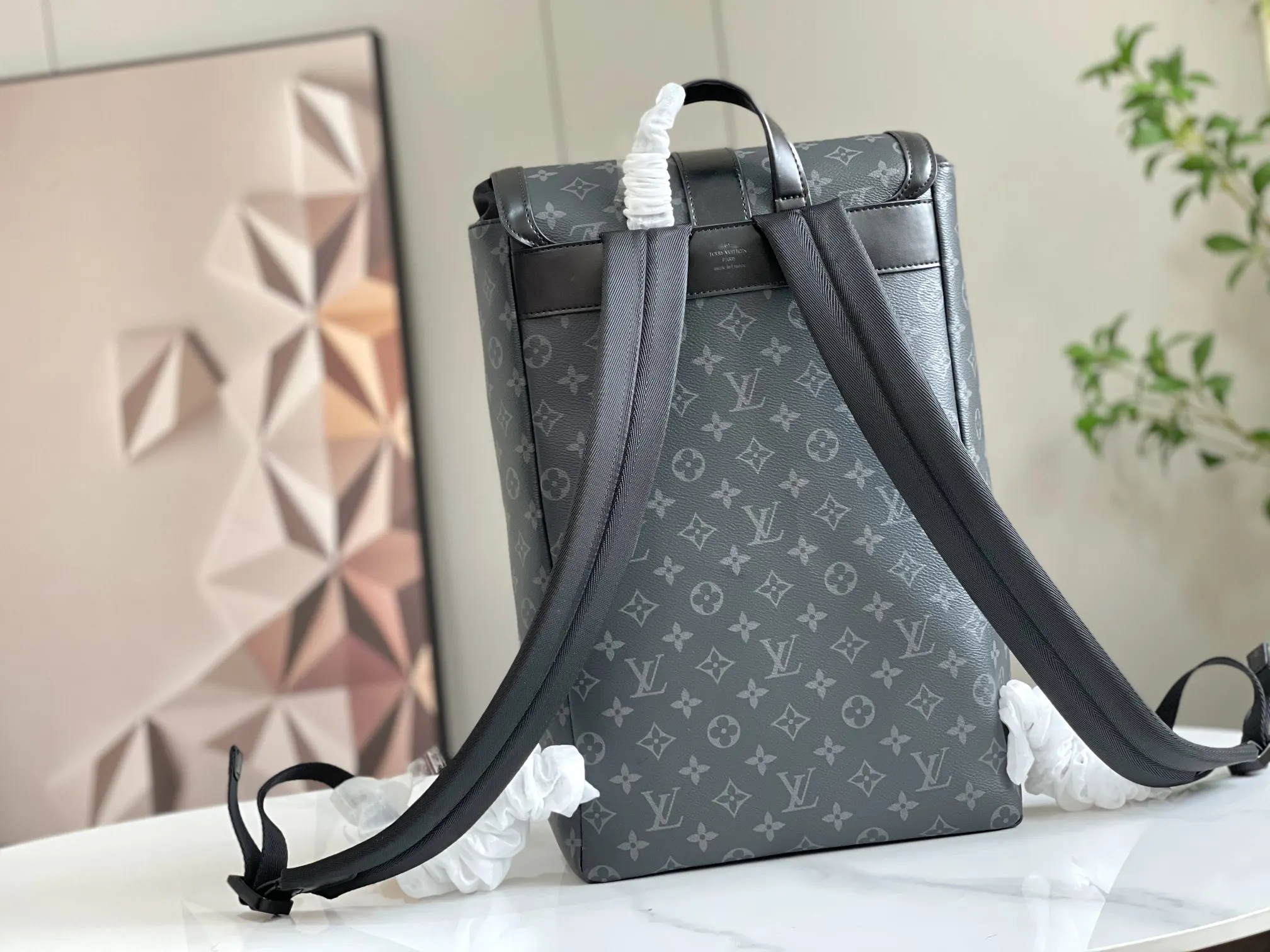 LV 帆布 庆祝 克全新 Saumur双肩包为经 实用双肩款