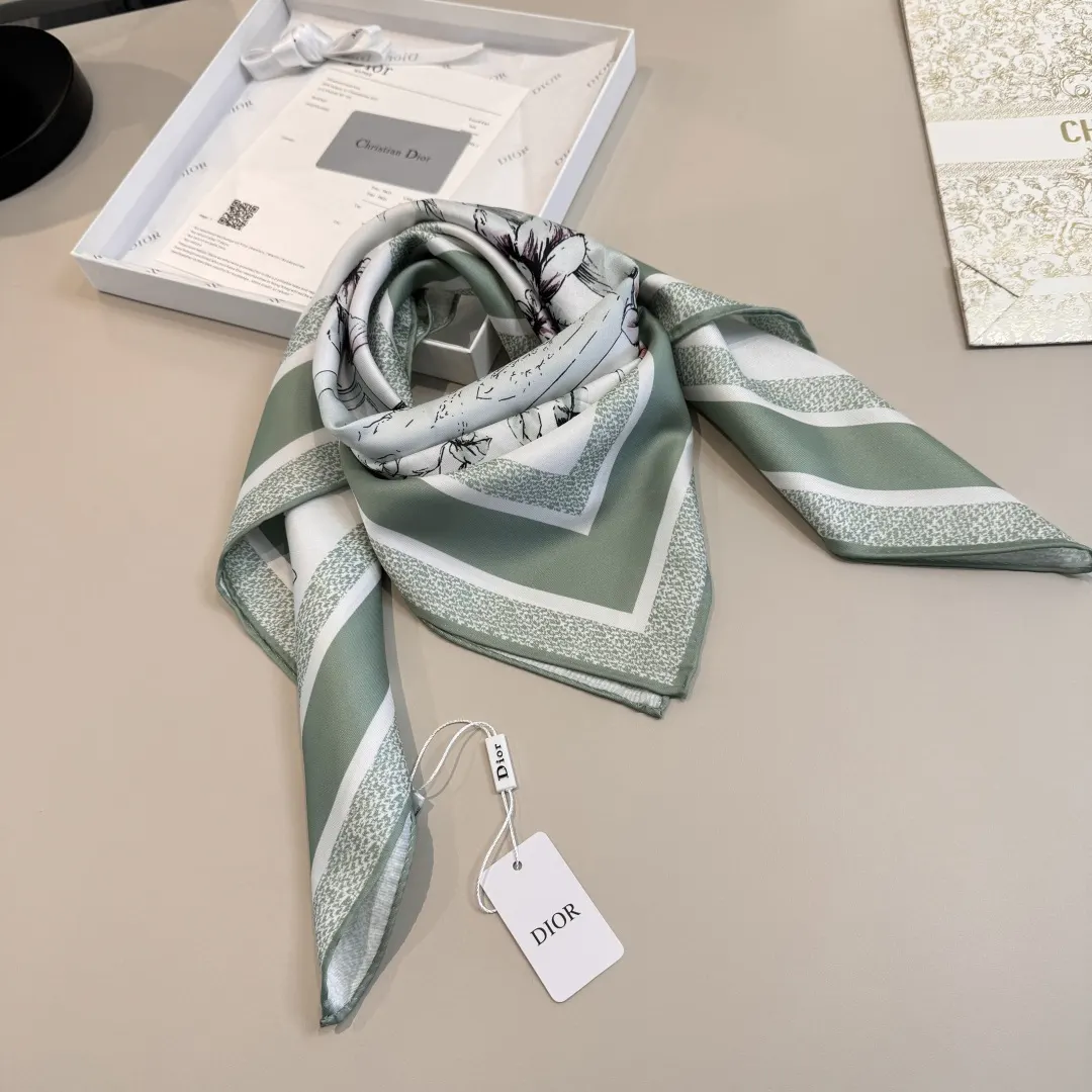 Dior Jacquard Silk Scarf Exquisite Accessories Image 7 Dior Jacquard Silk Scarf Exquisite Accessories Image 7