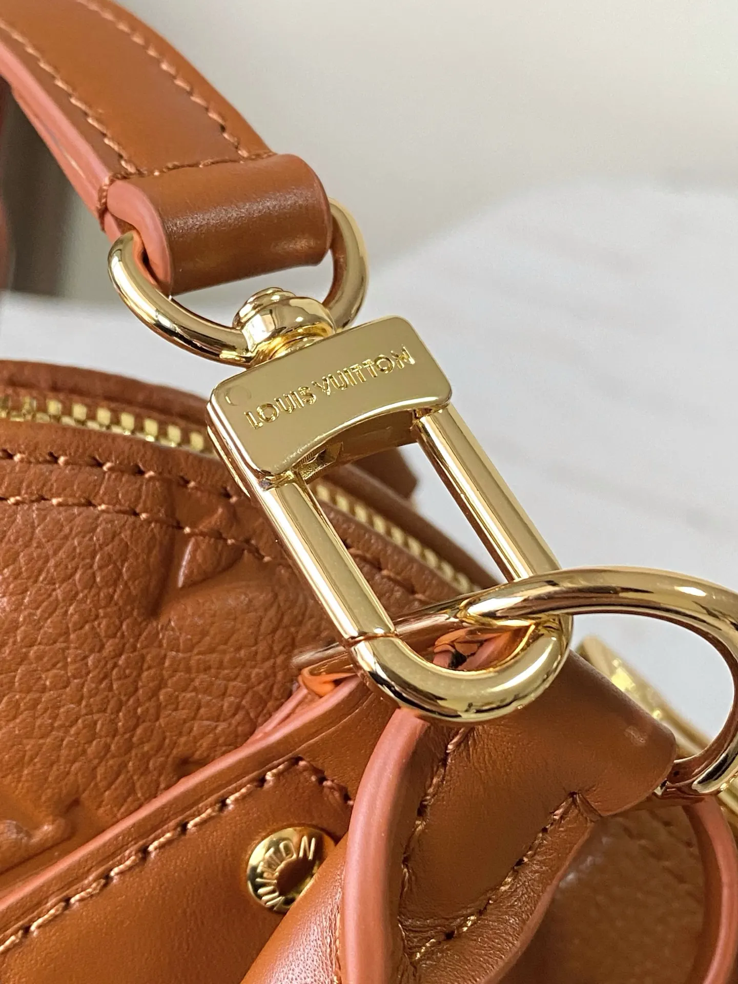 Louis Vuitton Alma 棕色 老花 手提包
