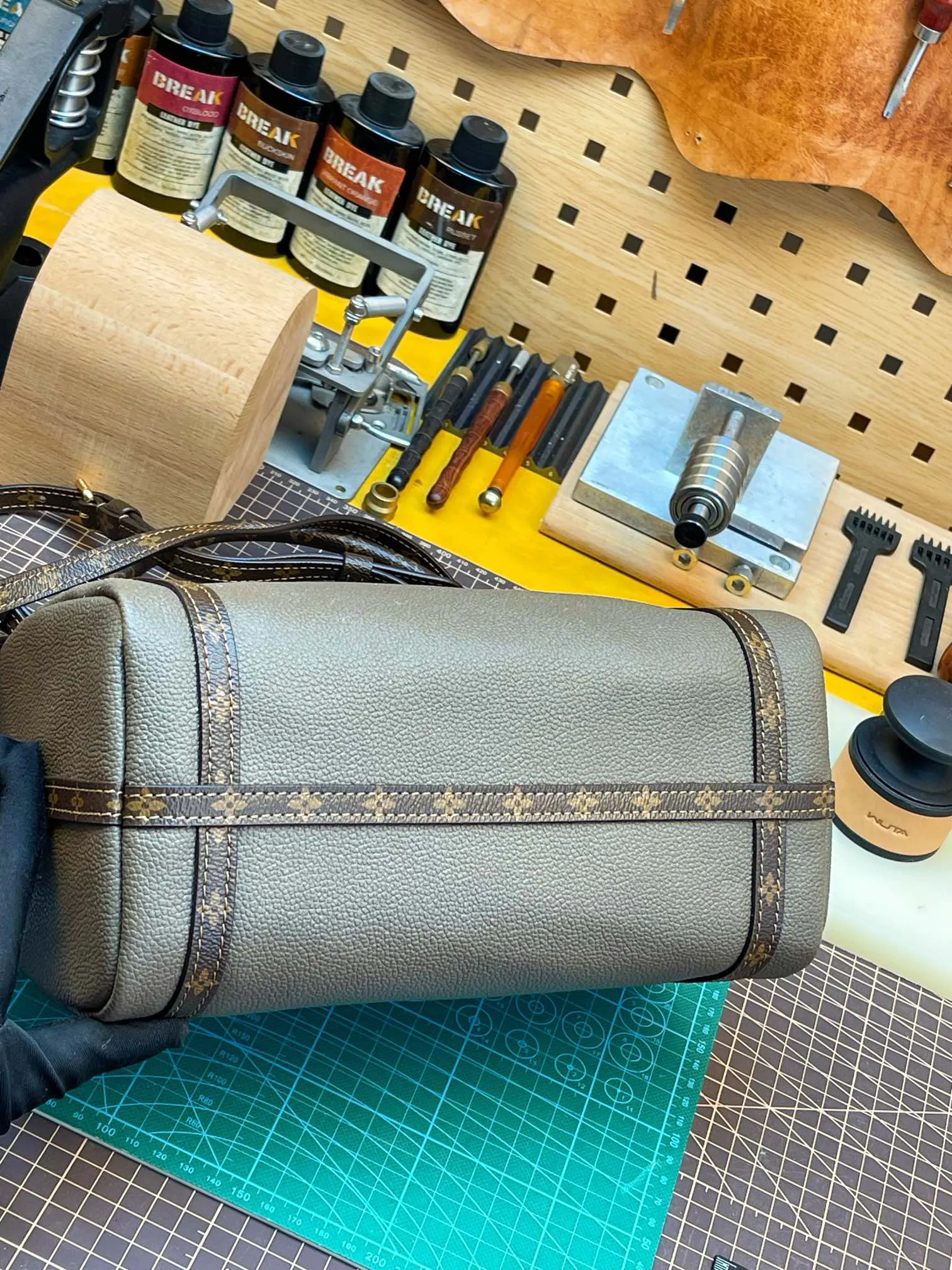 LV Keepall 牛皮 旅行袋 大容量旅行款