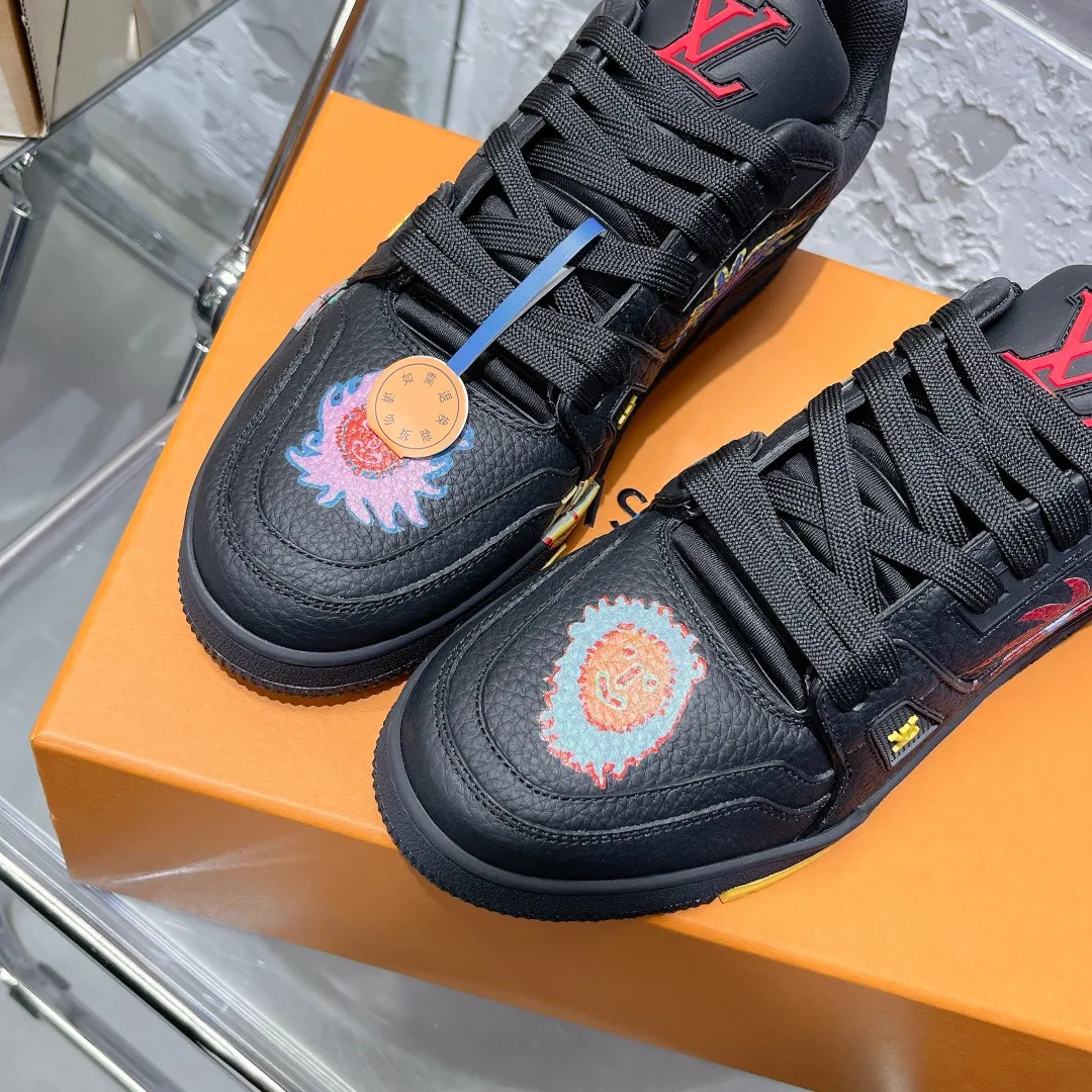 Louis Vuitton 老花 运动鞋