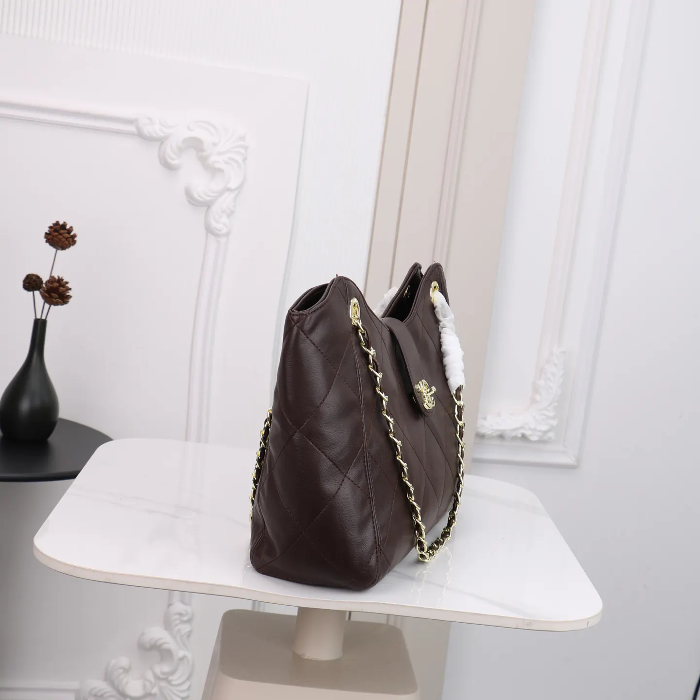 Chanel Tote Bag