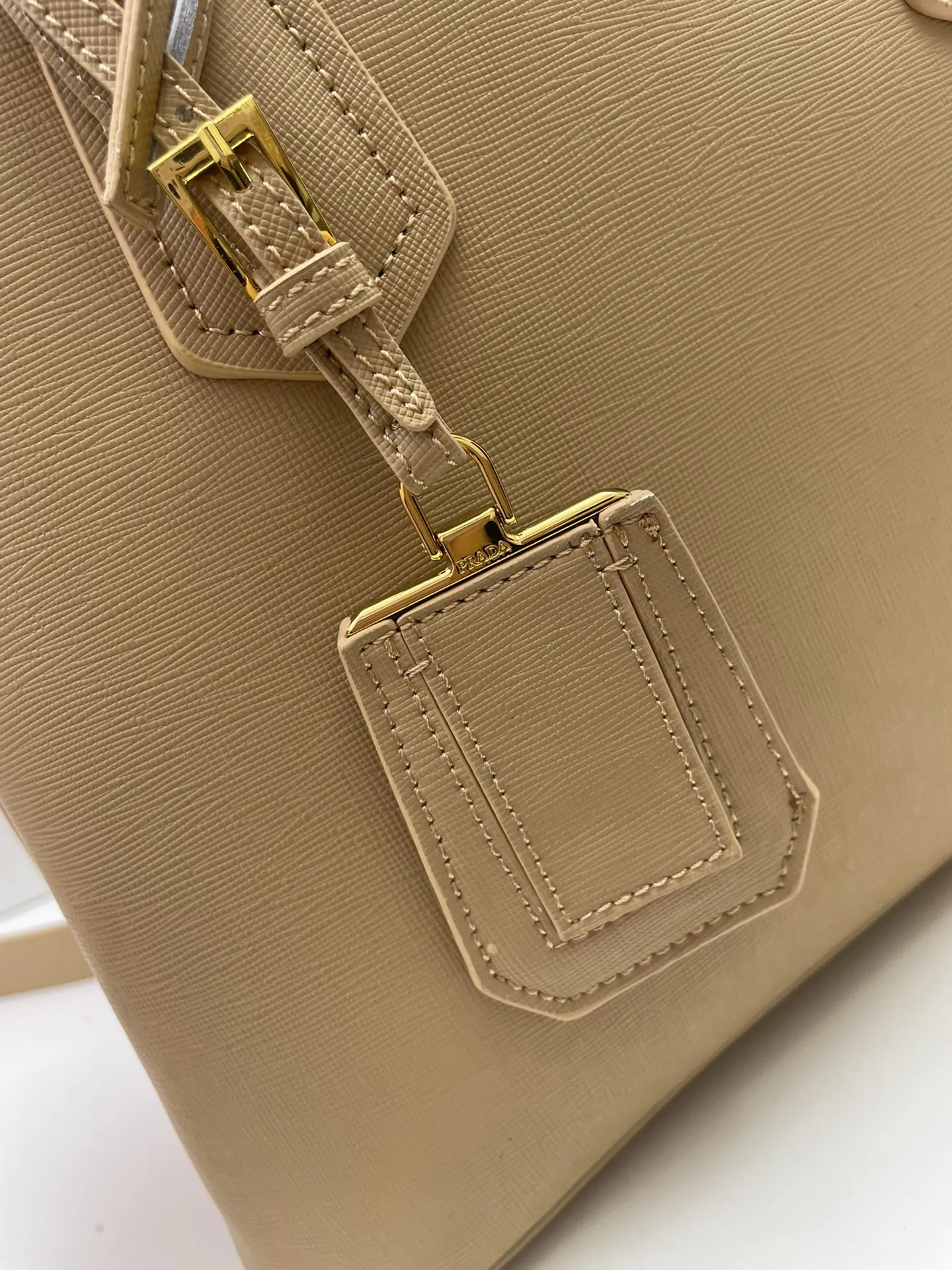 Prada Saffiano Tote Bag Lightweight Leather