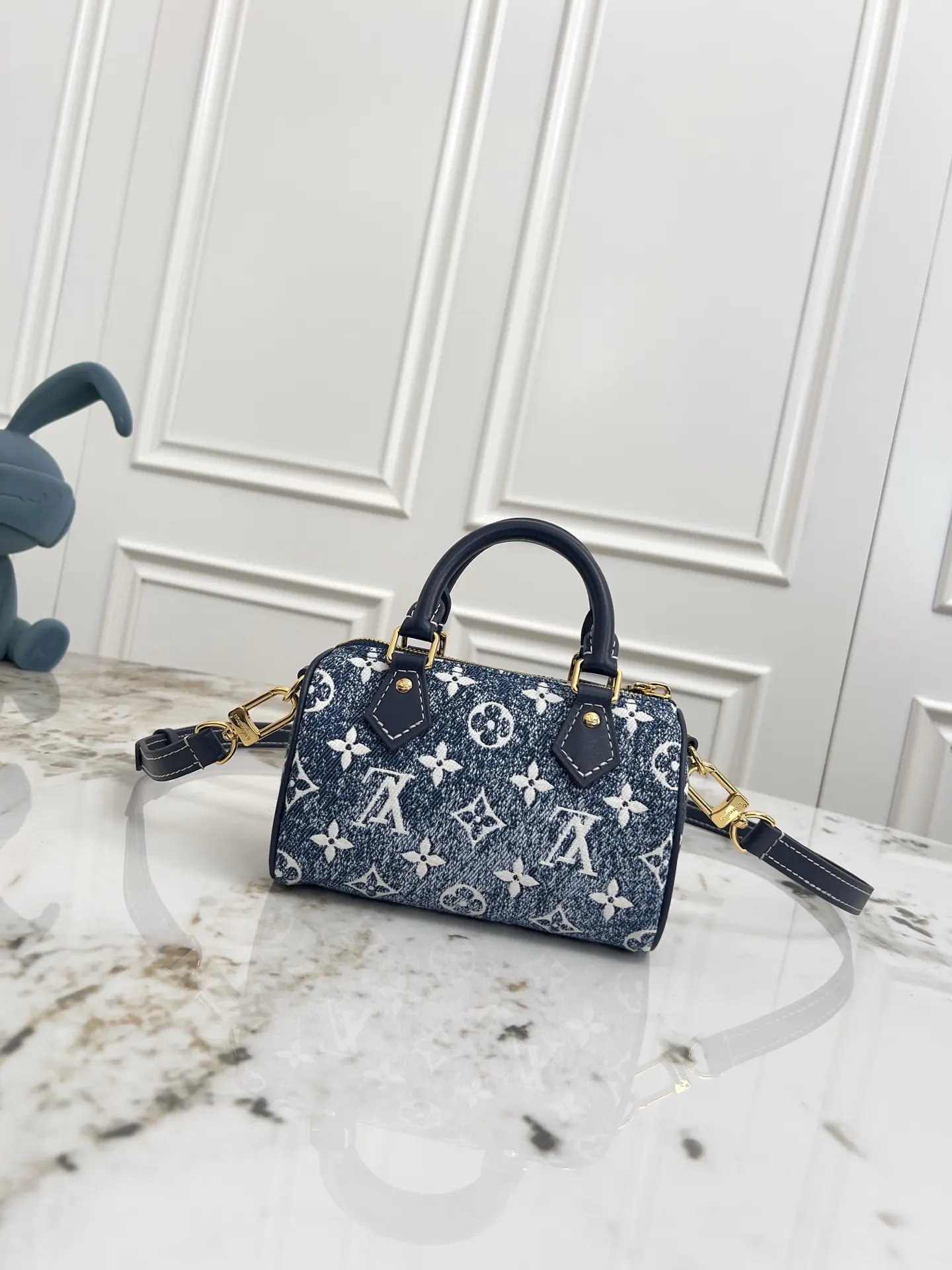 Louis Vuitton M81213 Monogram Handbag