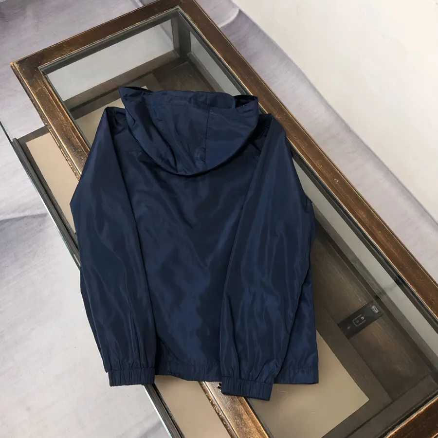 Prada 外套 通勤休闲