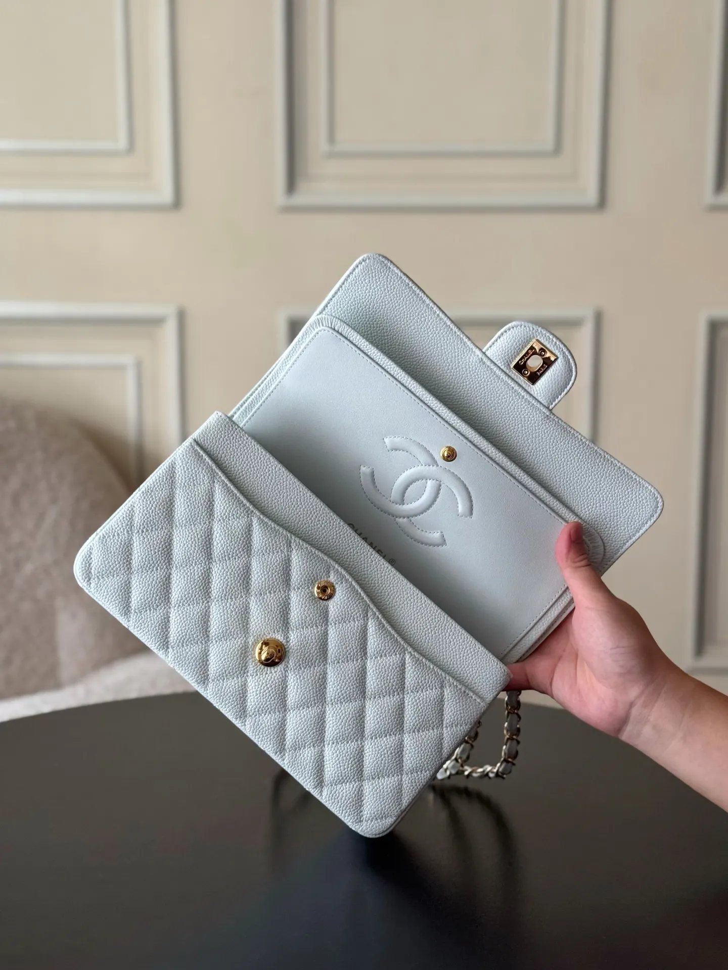 Chanel Caviar Cowhide Flap Chain Bag One Shoulder Cross Image 6 Chanel Caviar Cowhide Flap Chain Bag One Shoulder Cross Image 6
