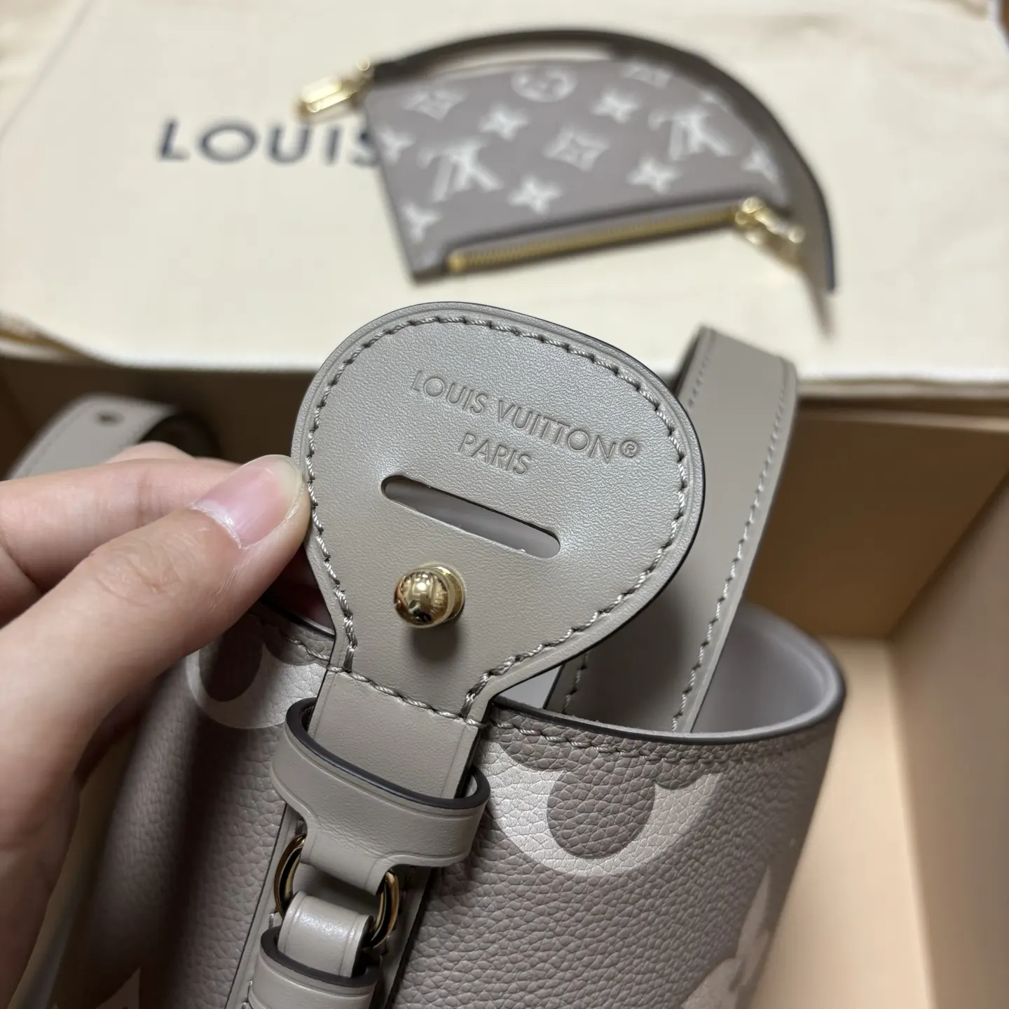 Gray Bucket Bag Casual Image 9 Gray Bucket Bag Casual Image 9