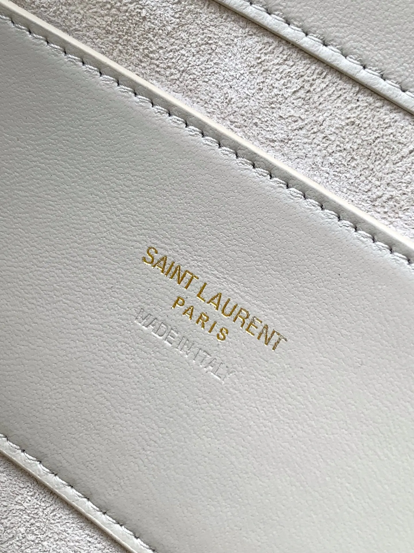 YSL 羊皮 复古新风尚 优雅知性大方的一款百搭包包 单肩包 日常单肩背款