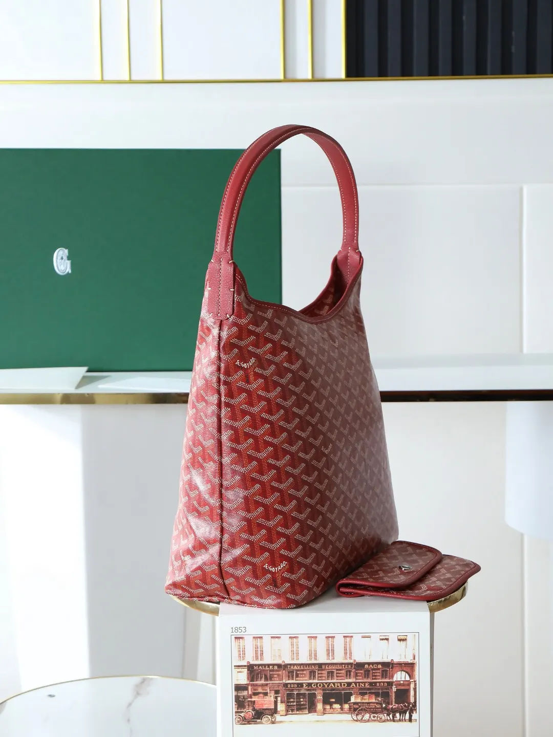 Red Hobo Shoulder Bag Vintage