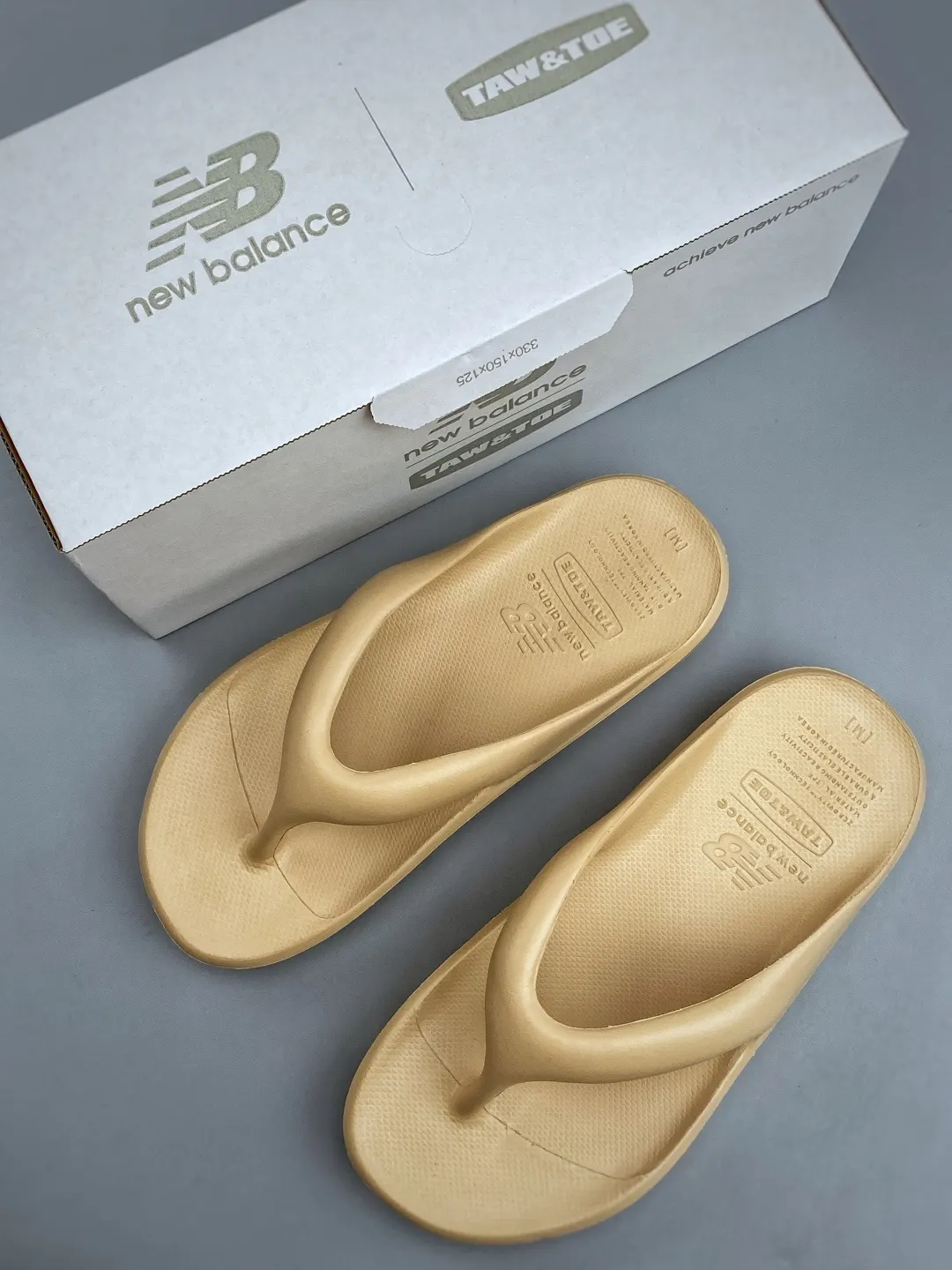 New Balance 拖鞋 轻便舒适款 款02