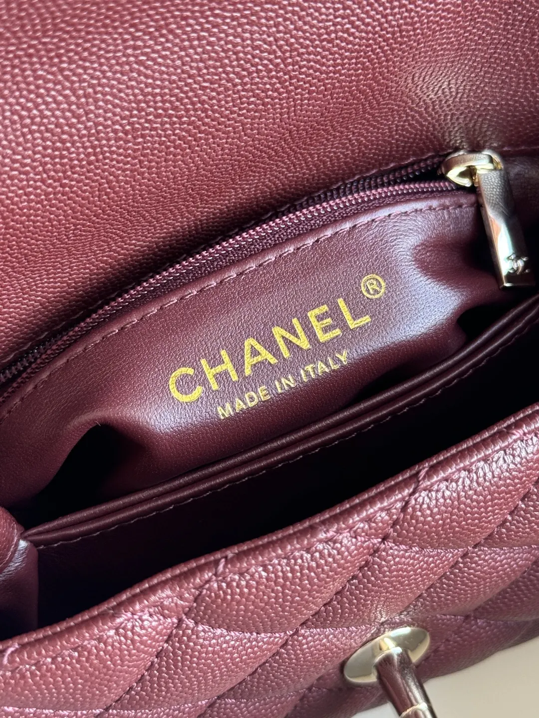 Chain Bag Leather