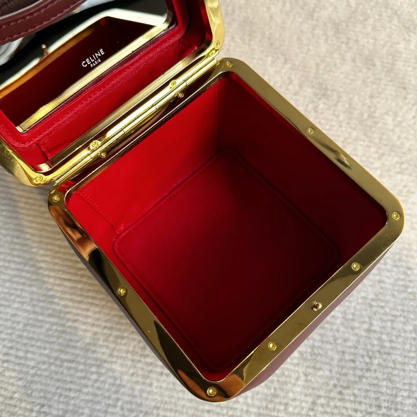 Gold Shoulder Bag Leather