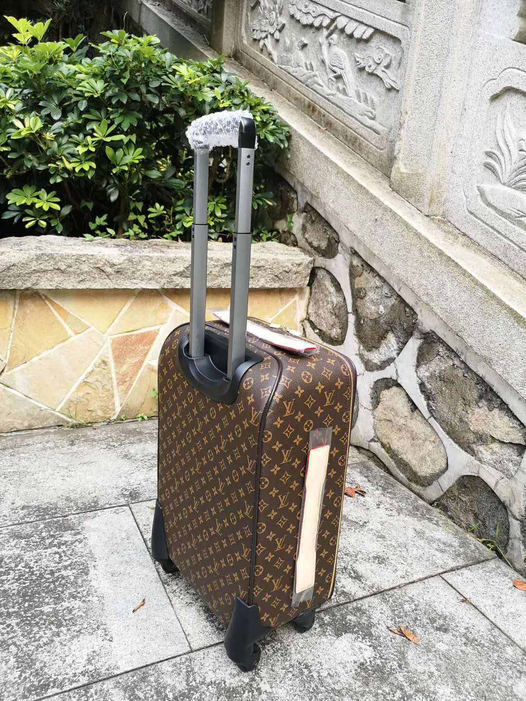 Louis Vuitton Suitcase Travel Lightweight