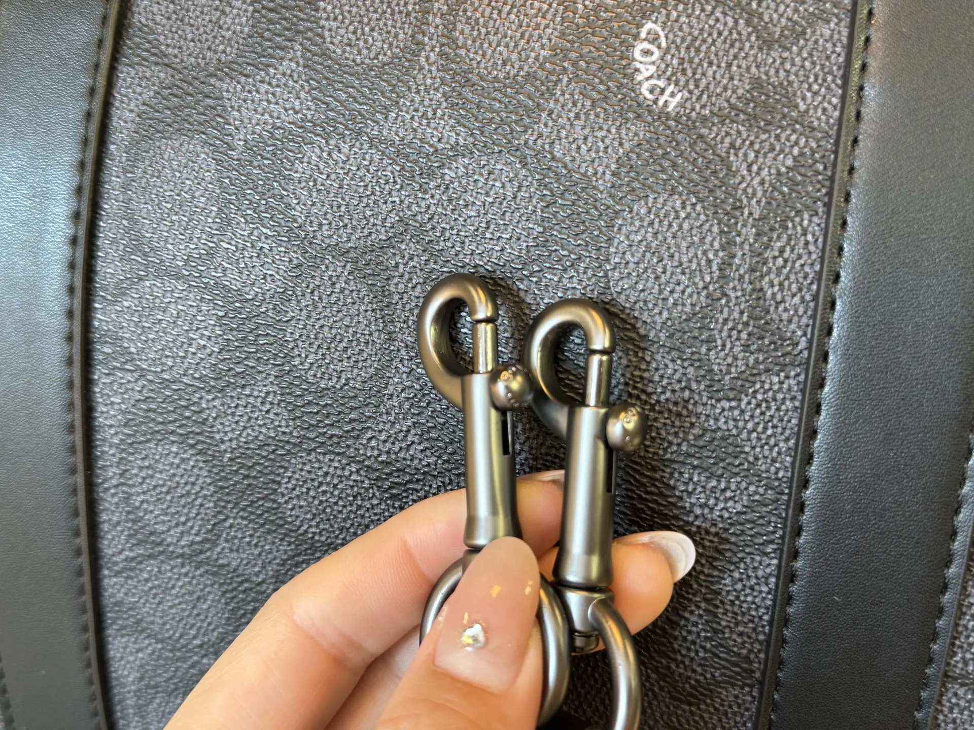 黑色 白色 尼龍 旅行袋 大容量旅行款