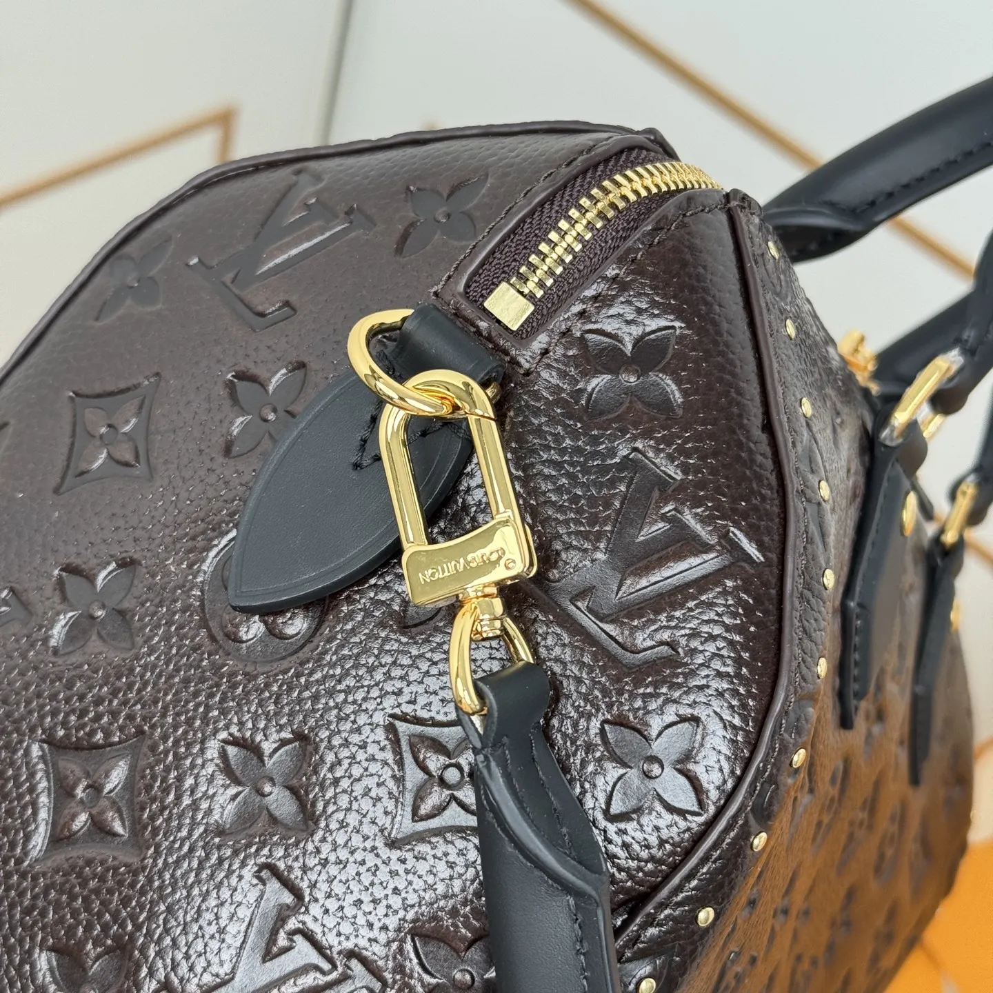 LV Speedy 牛皮 收纳包 旅行收纳款