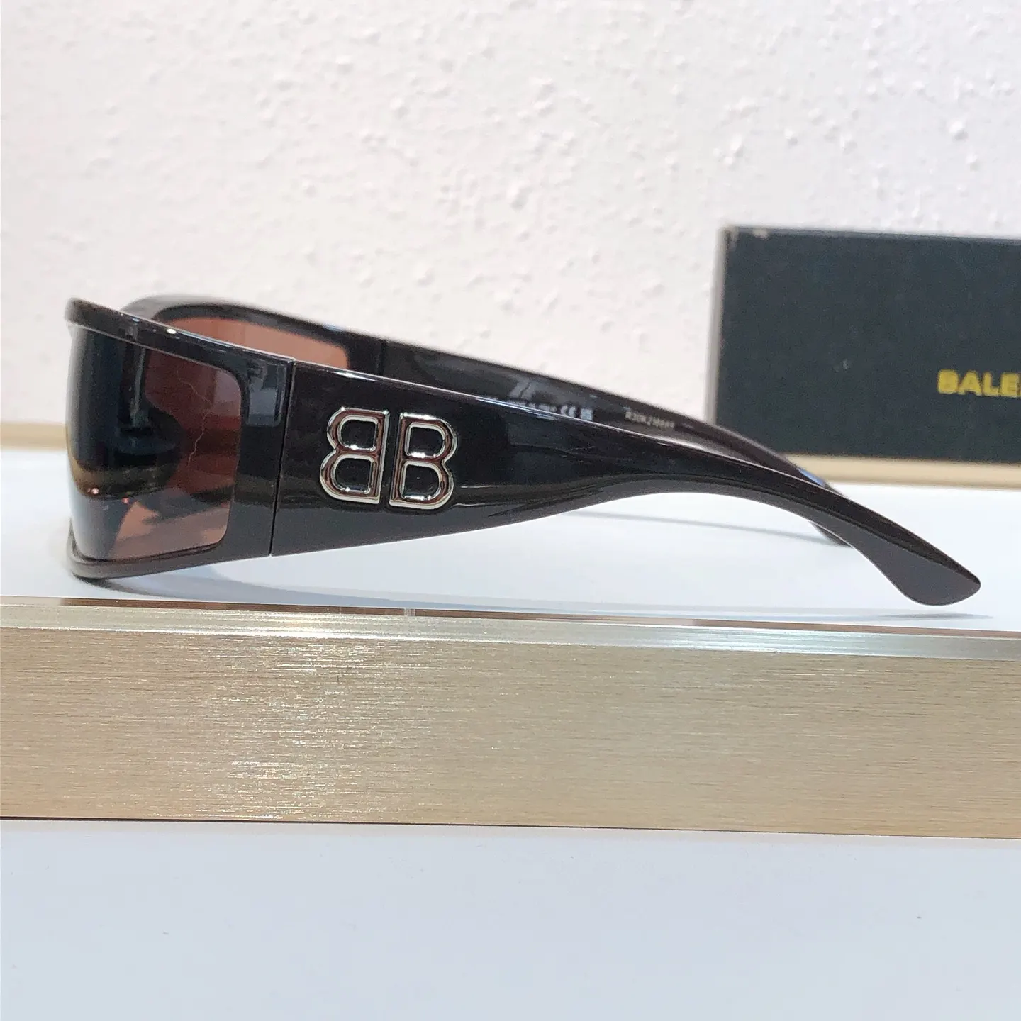 Balenciaga 墨镜 时尚防晒款 款3