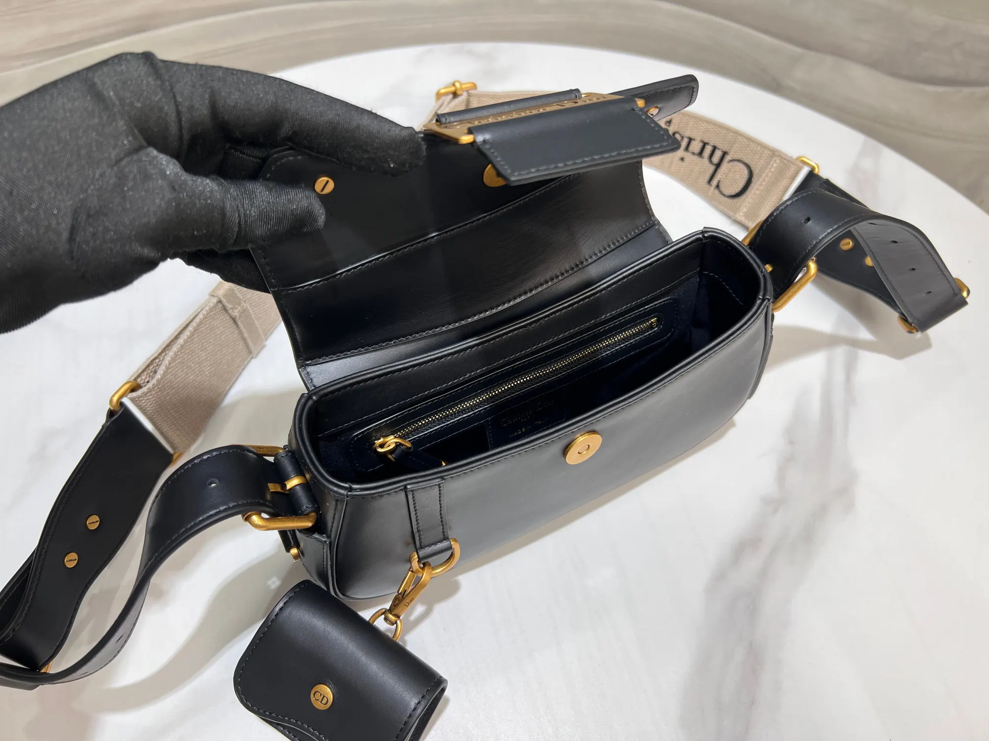 Dior Lady Dior 小号 黑色 皮革 手提包