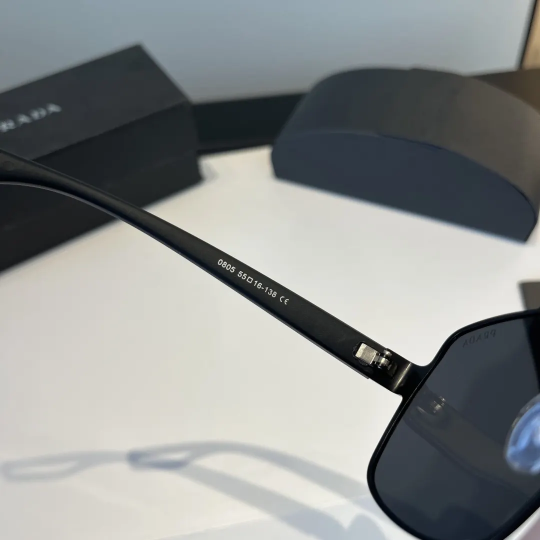Prada 太阳眼镜 時尚遮阳 太陽鏡