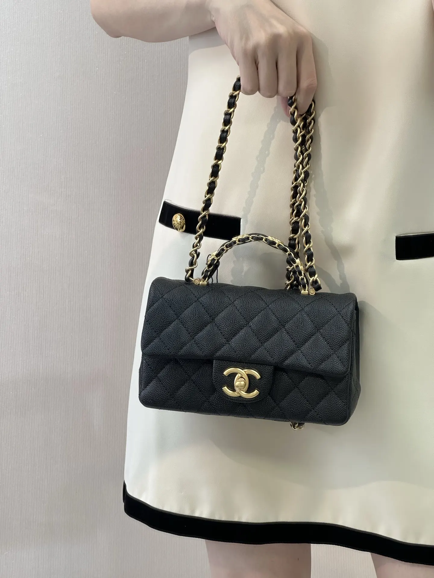 CHANEL 牛皮 华丽霸气又摩登 鏈條包 精致鏈條款