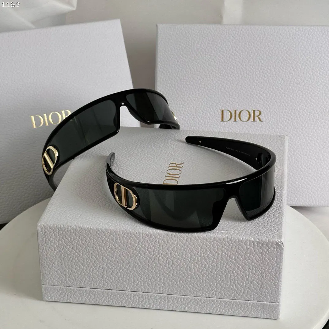 Dior 髮箍 精緻配飾 髮飾(數字7) Dior 髮箍 精緻配飾 髮飾(數字7)