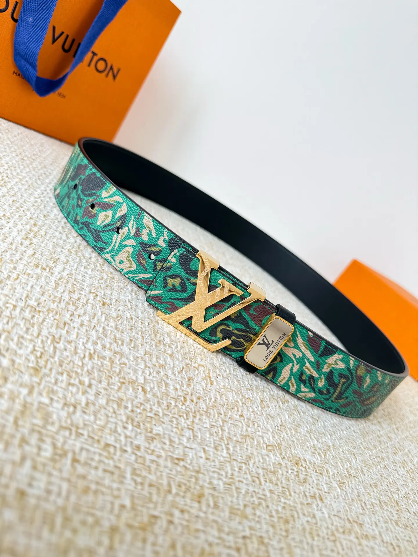 LV 绿色涂鸦双面腰带 个性休闲款｜ORBUYBAG 岚奢包高端时尚精品