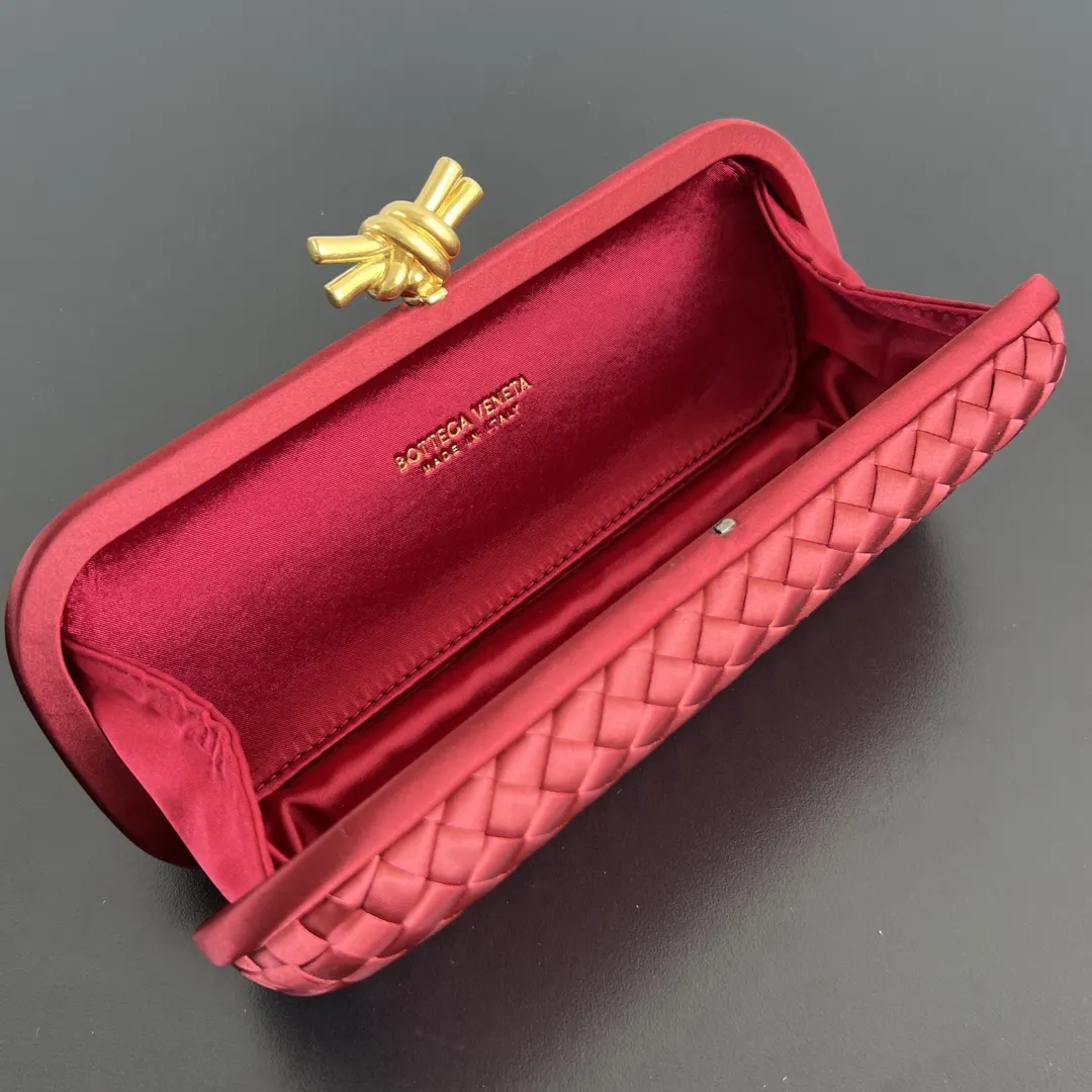 Bottega Veneta 化妝包 便携收納款