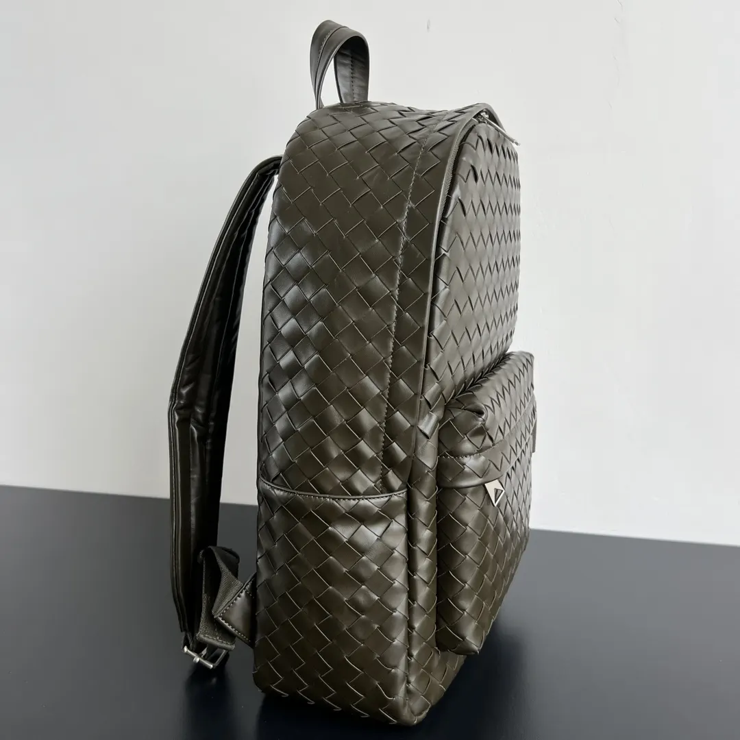 Bottega Veneta 小牛皮 雙肩包 实用雙肩款