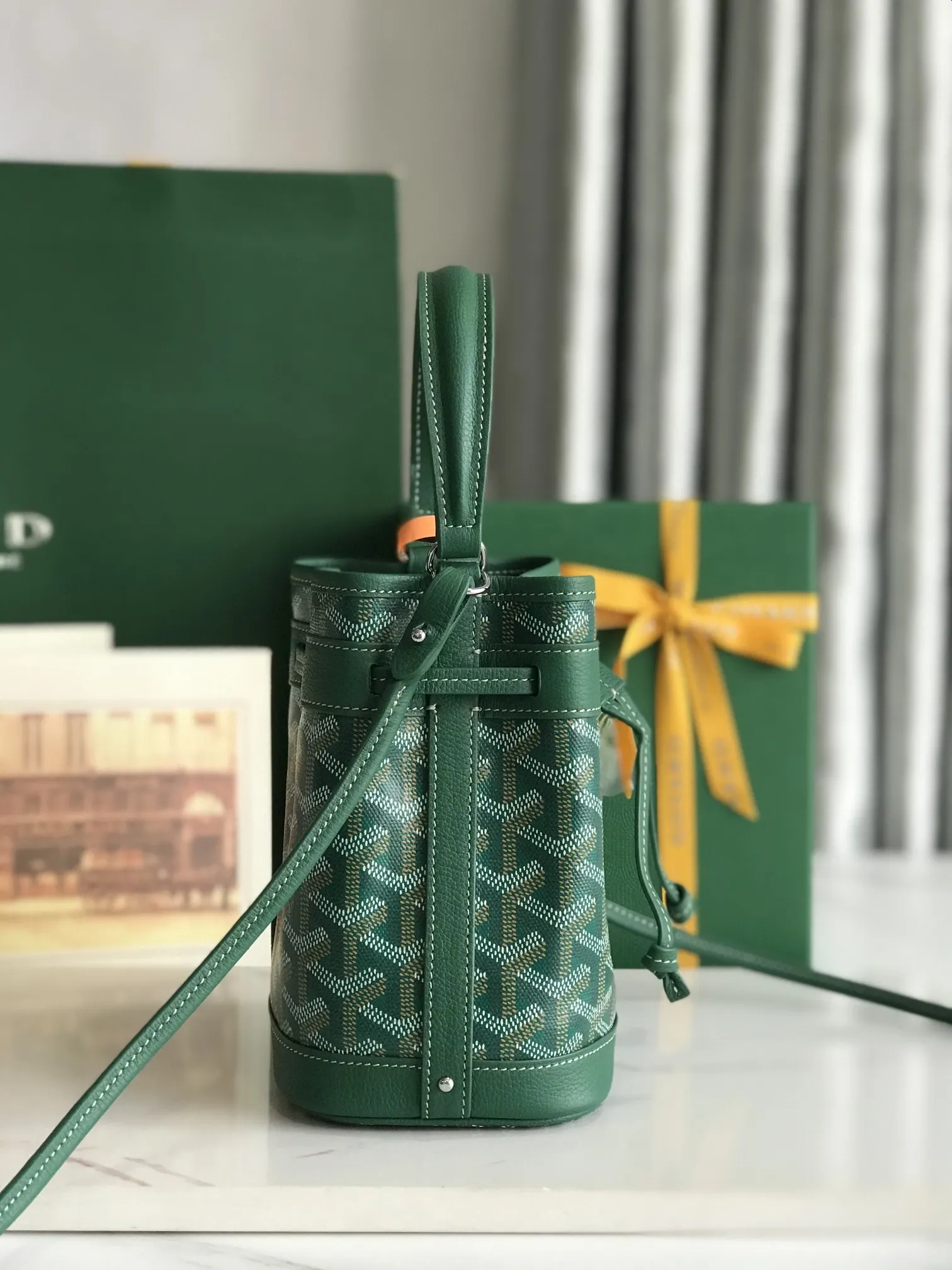 Goyard 皮革 × ×鼎鼎戈雅 水桶包 休閒水桶款(數字11) Goyard 皮革 × ×鼎鼎戈雅 水桶包 休閒水桶款(數字11)