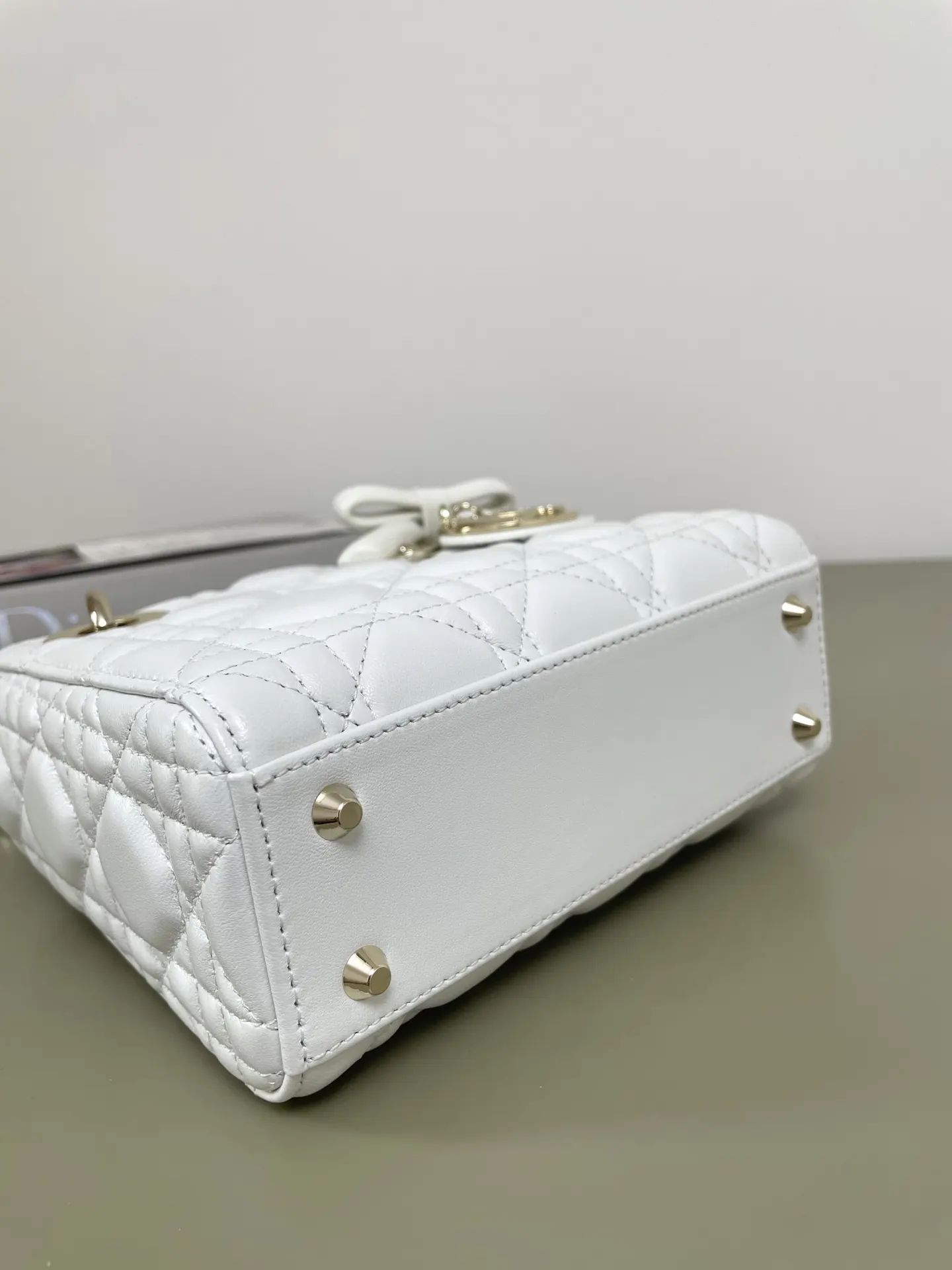 Dior Lady Dior Lady 奶白色羊皮链条包 手提斜挎