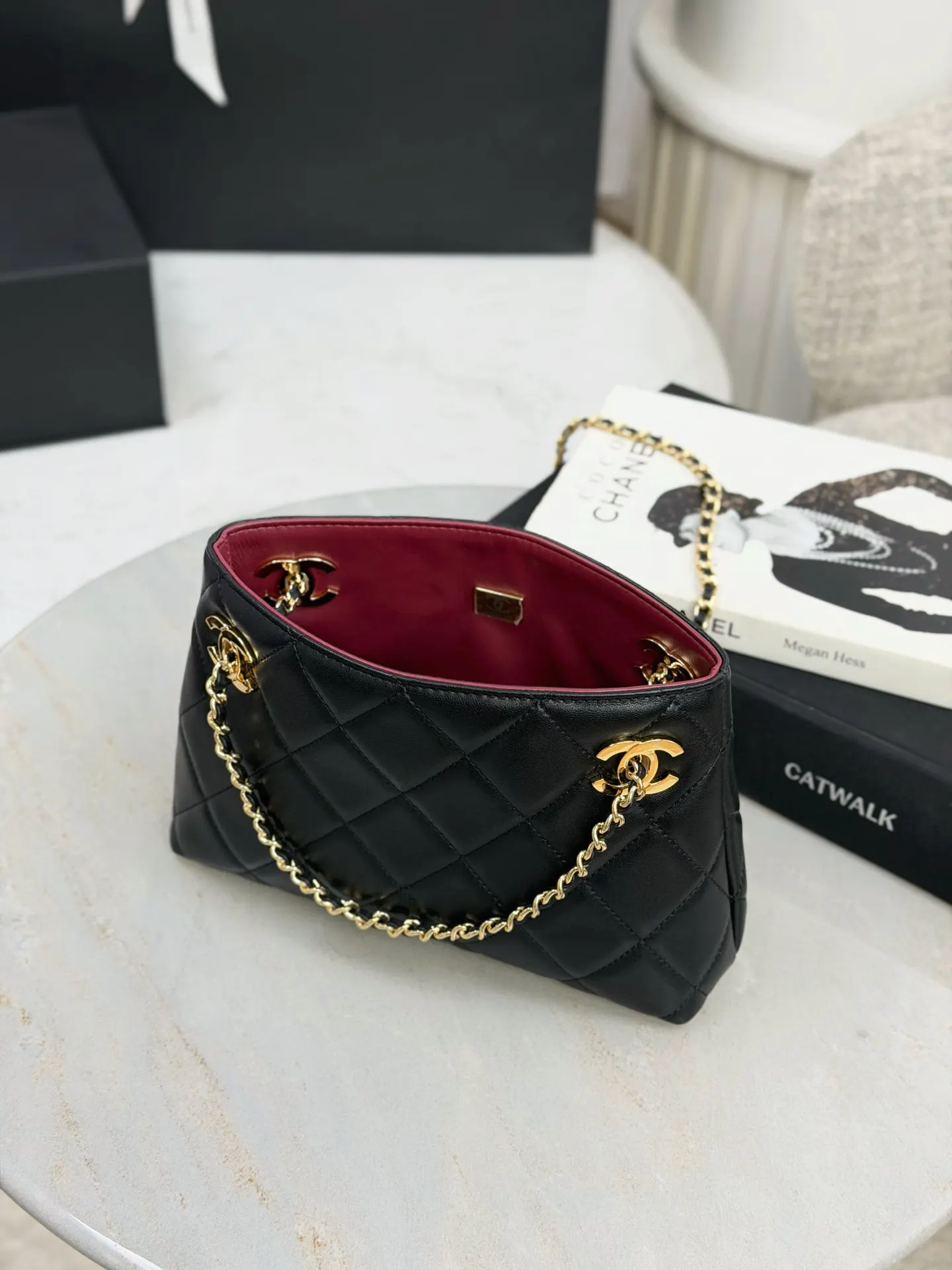 Chanel 羊皮托特购物包 手提单肩 托特包