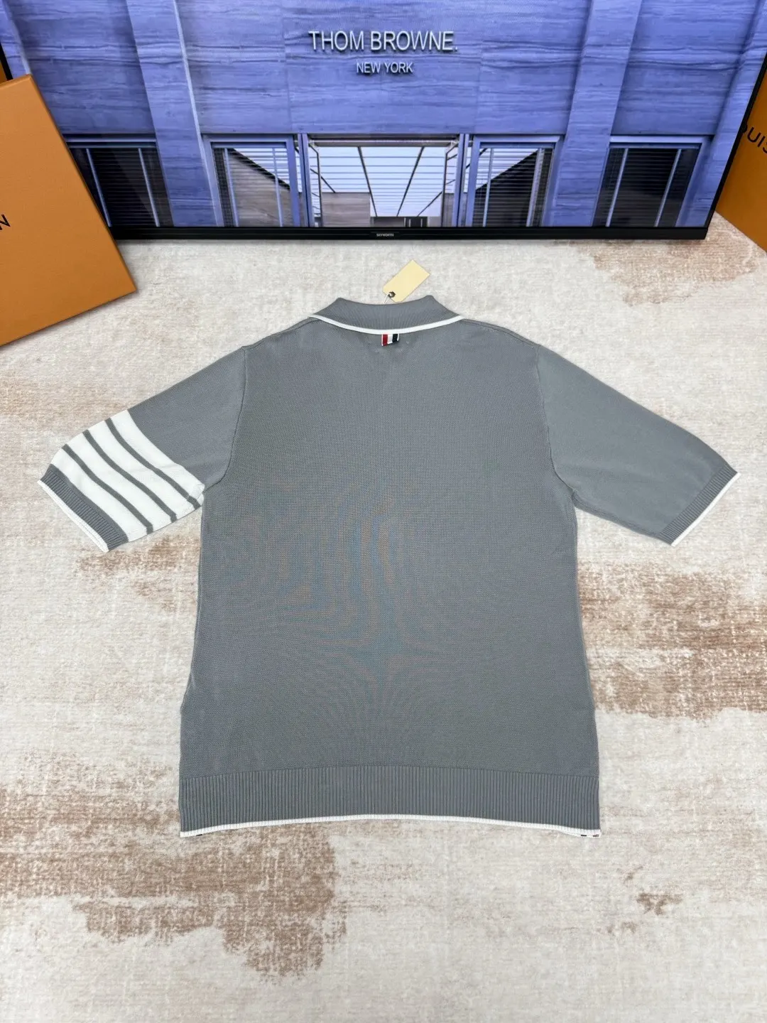 Thom Browne 灰色 Polo衫 日常百搭款