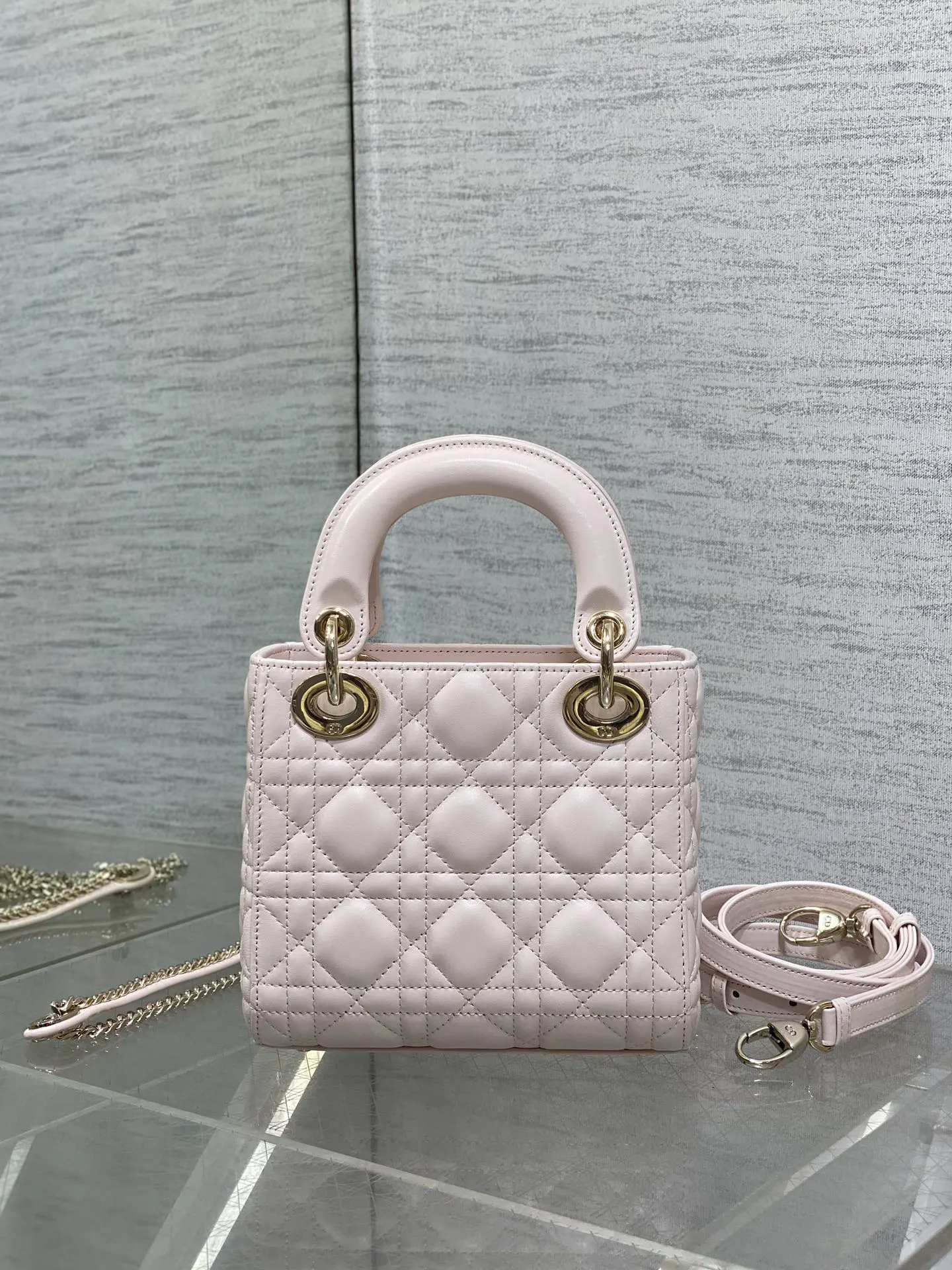 Dior Lady Dior Lady 粉色藤格纹手提斜挎包 经典小号