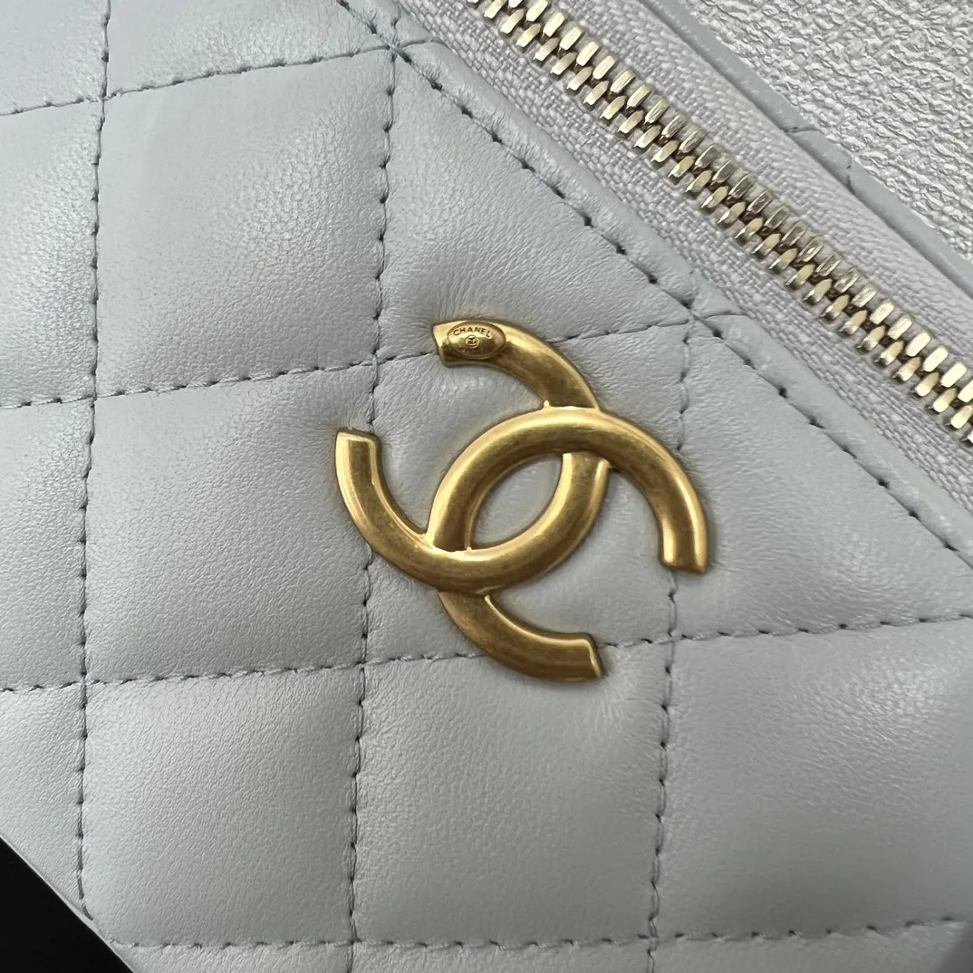 Chanel Lambskin Flap Chain Bag One Shoulder Cross Image 6 Chanel Lambskin Flap Chain Bag One Shoulder Cross Image 6
