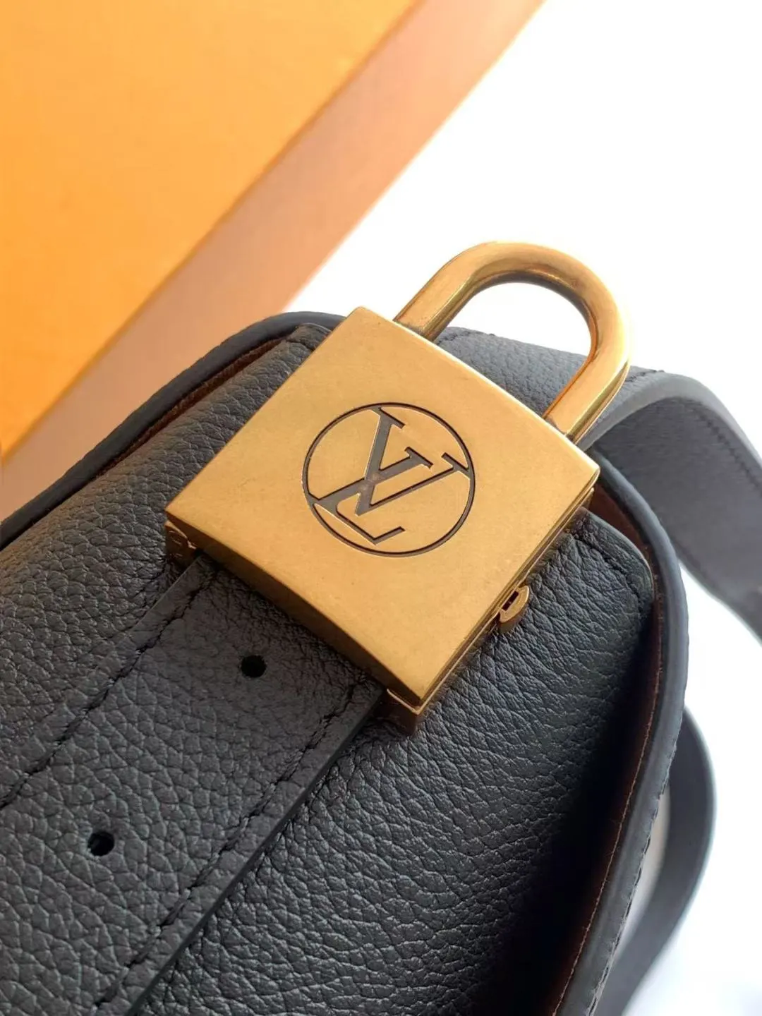 Organizer Pouch Travel Leather