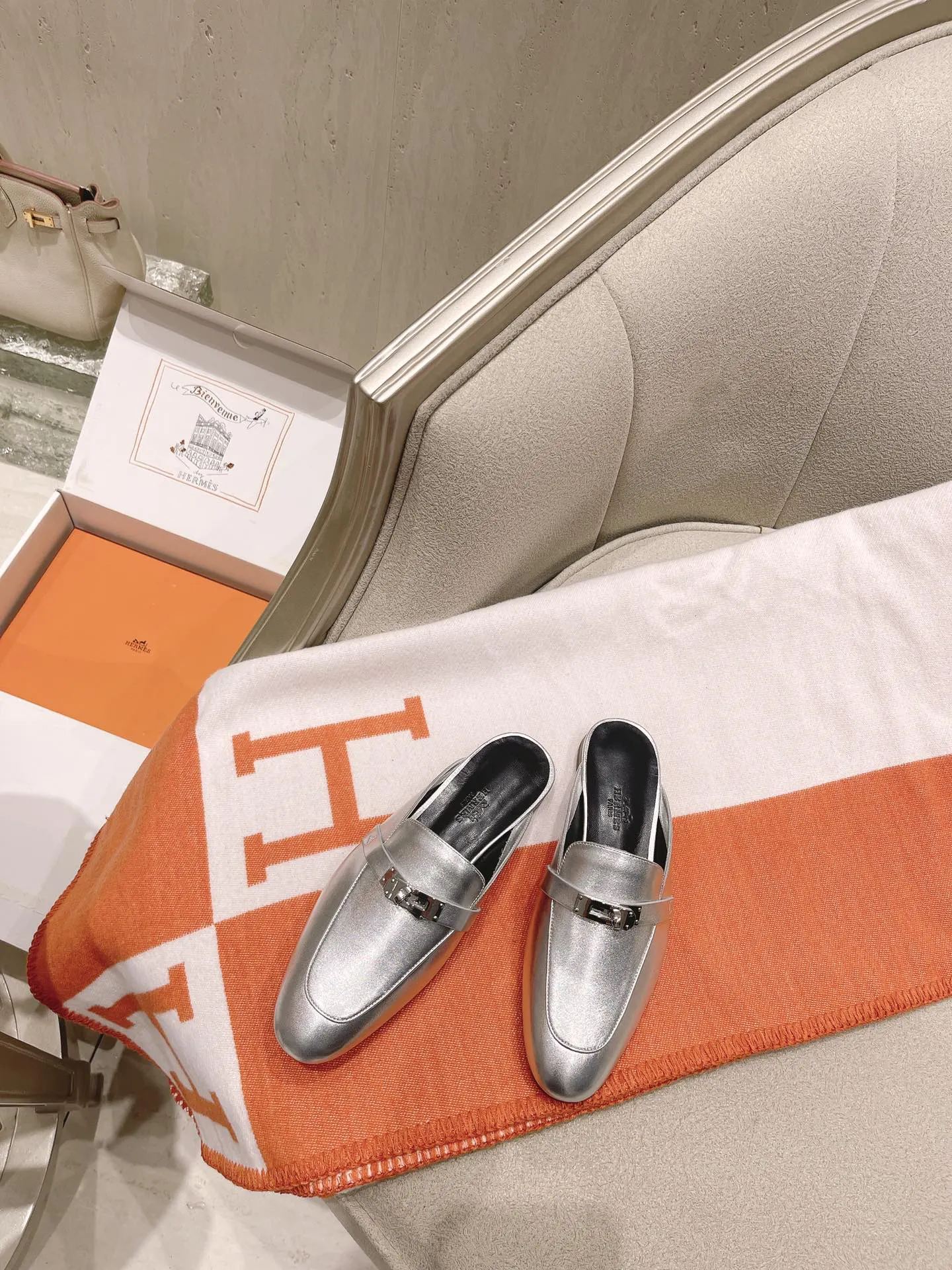 Hermès 小牛皮 乐福鞋