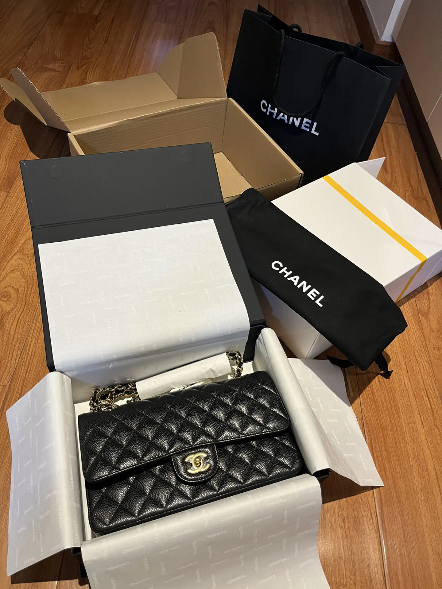 CHANEL 渠道级CF金扣鱼子酱 鱼子酱 老渠道 缺货很 腋下包 复古腋下背款