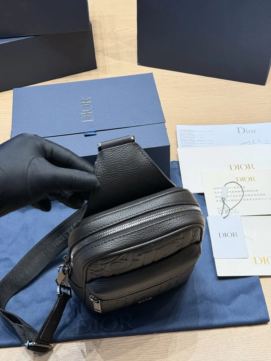 Dior Lady Dior 双肩包