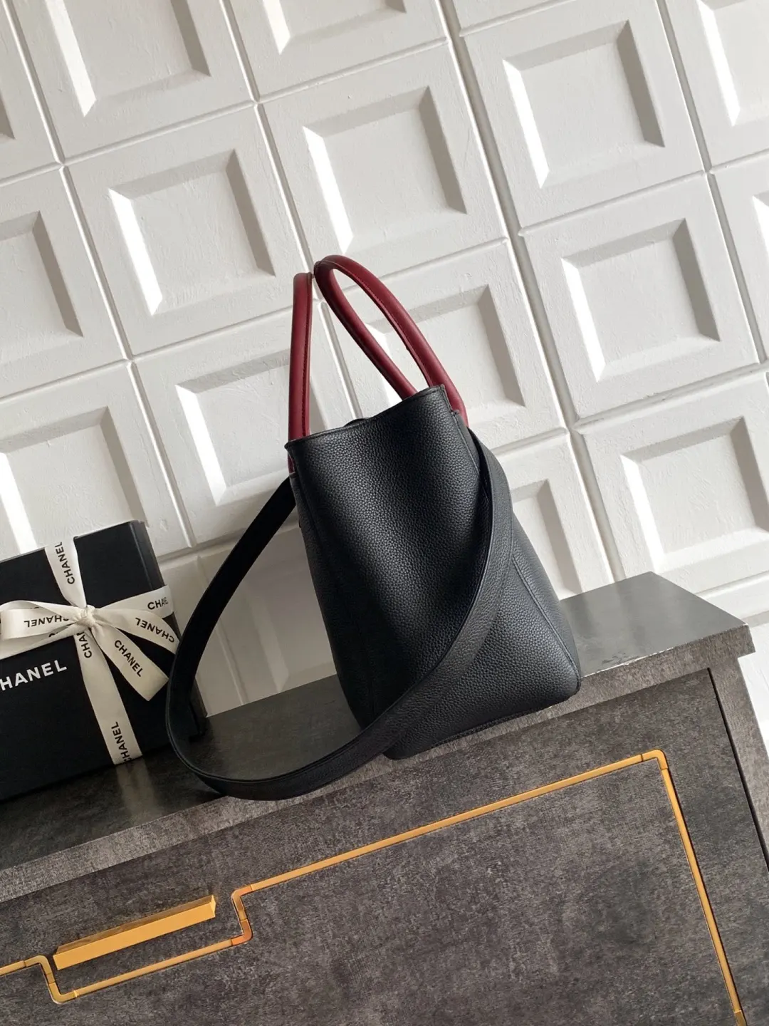 Chanel Tote Bag Leather