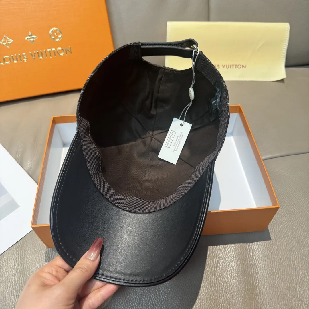 Louis Vuitton Fashion Item Casual Leather