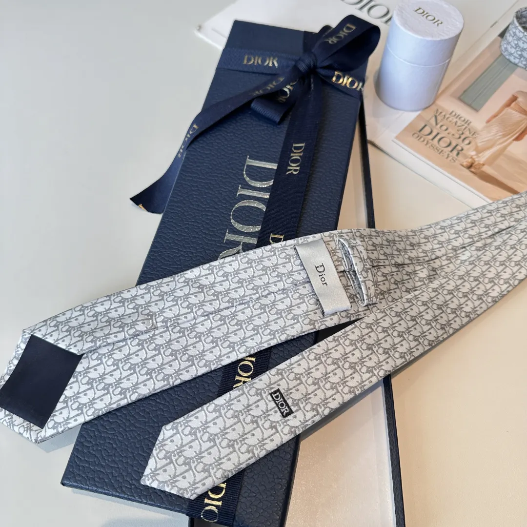 Dior Oblique 领带