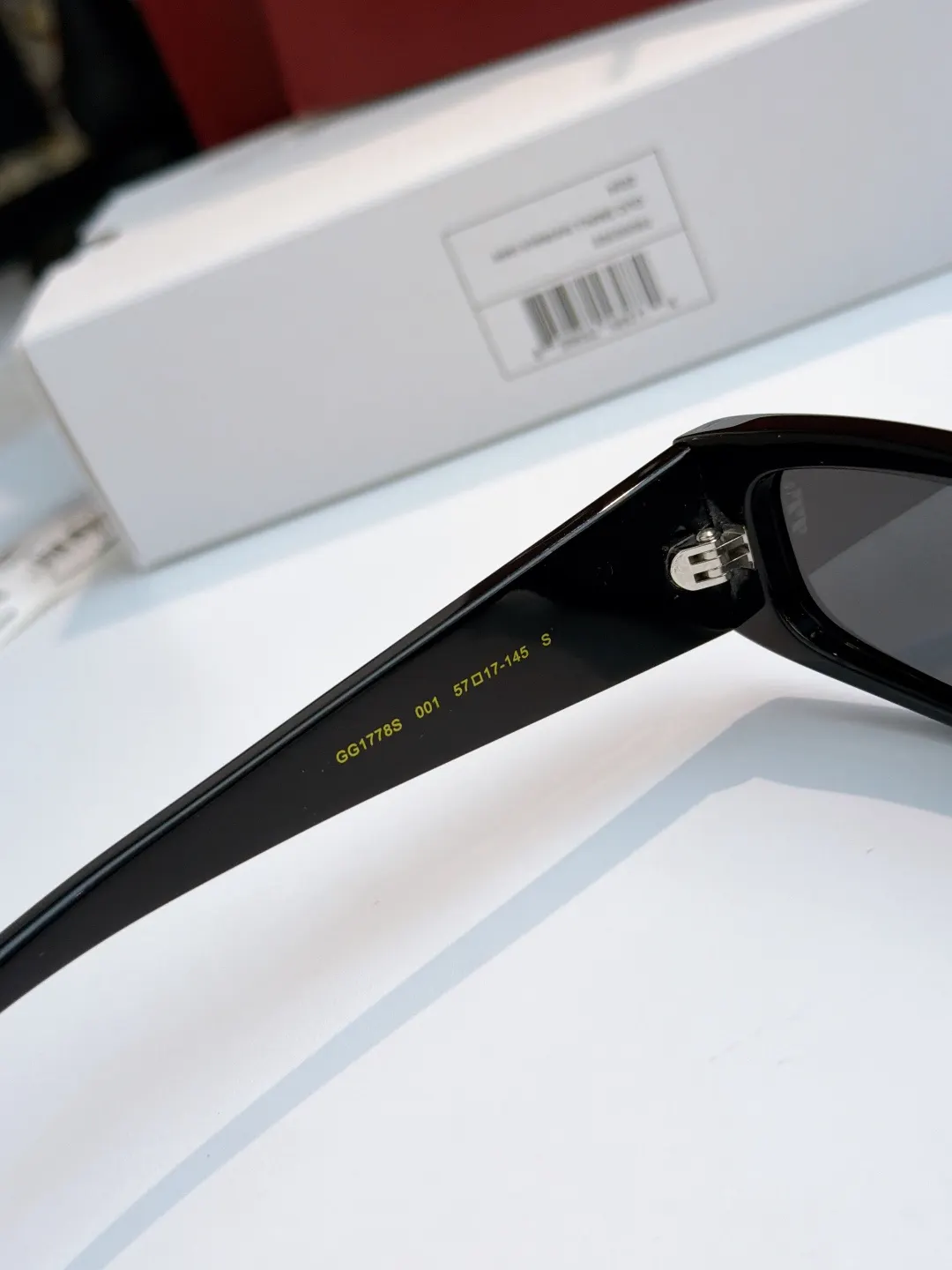 Gucci Rectangular Sunglasses Black