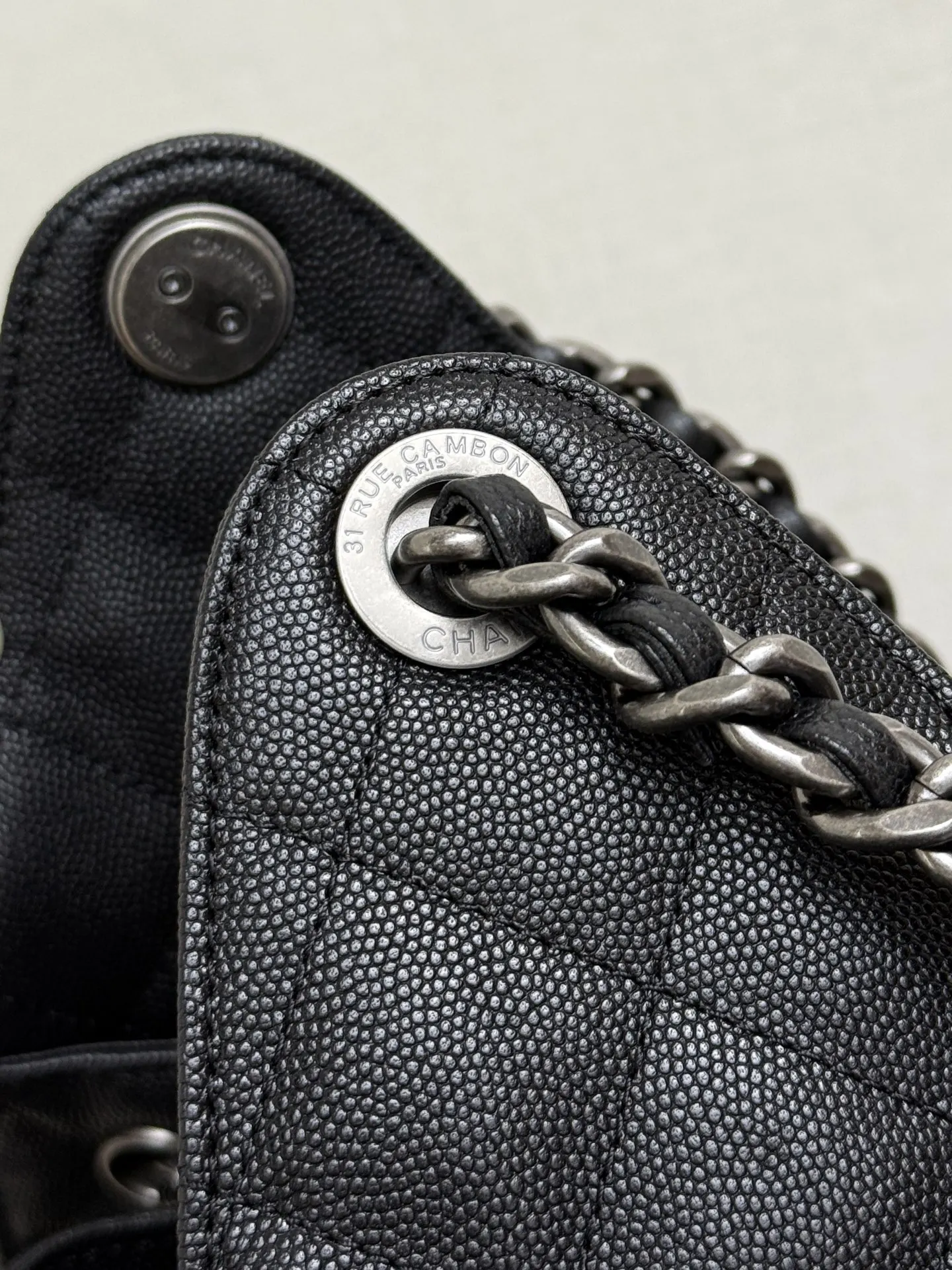 Chain Bag Leather