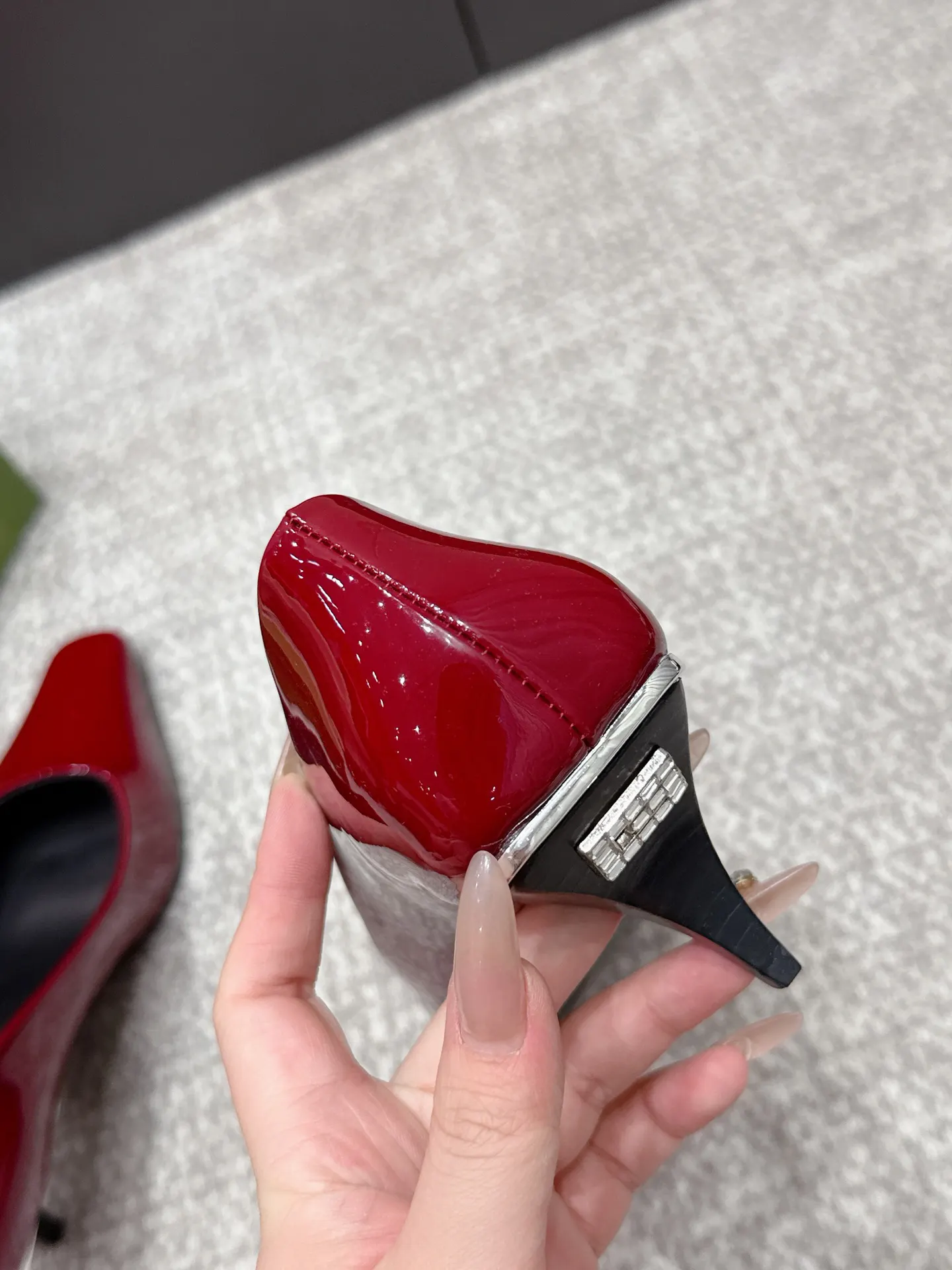 Gucci Logo Sneakers