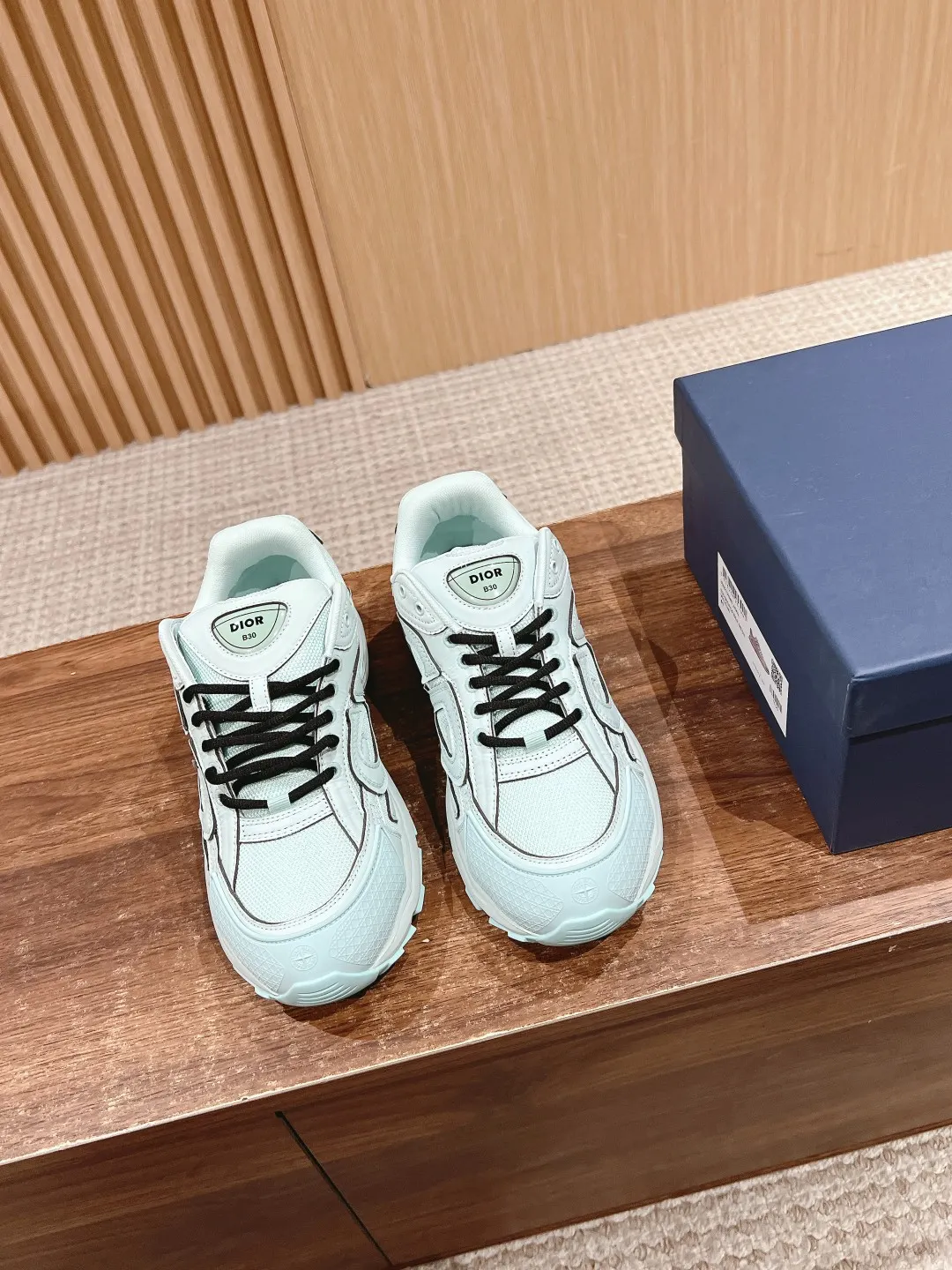 New Balance B30 Sneakers Casual Versatile Image 2 New Balance B30 Sneakers Casual Versatile Image 2