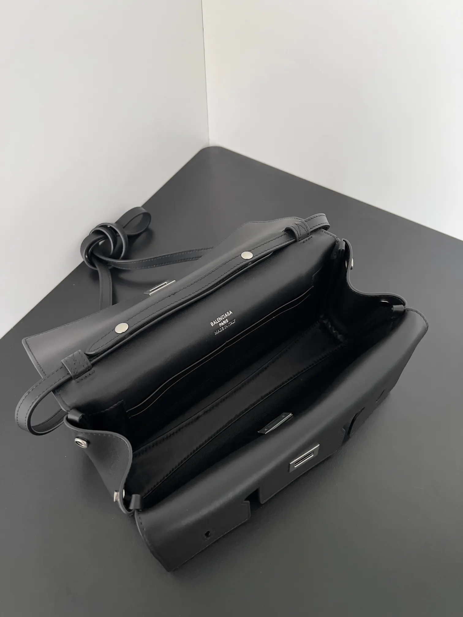 Balenciaga Bel Air 手拿包 晚宴手拿款
