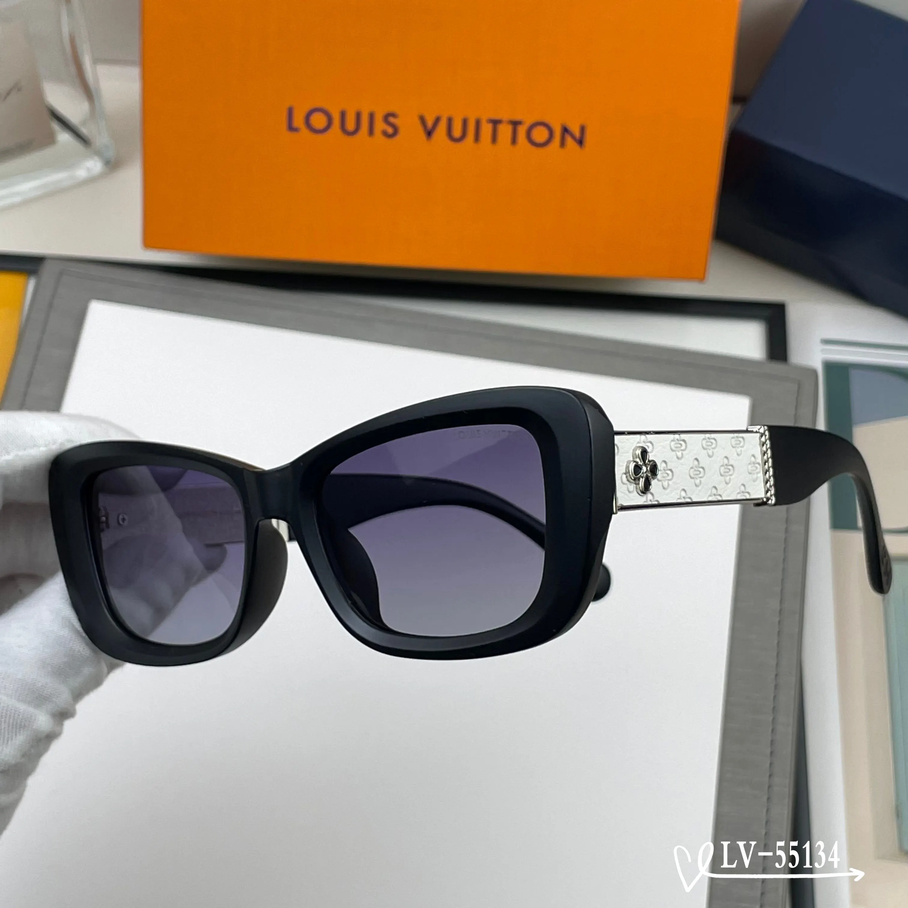 LV 墨镜 時尚防晒款