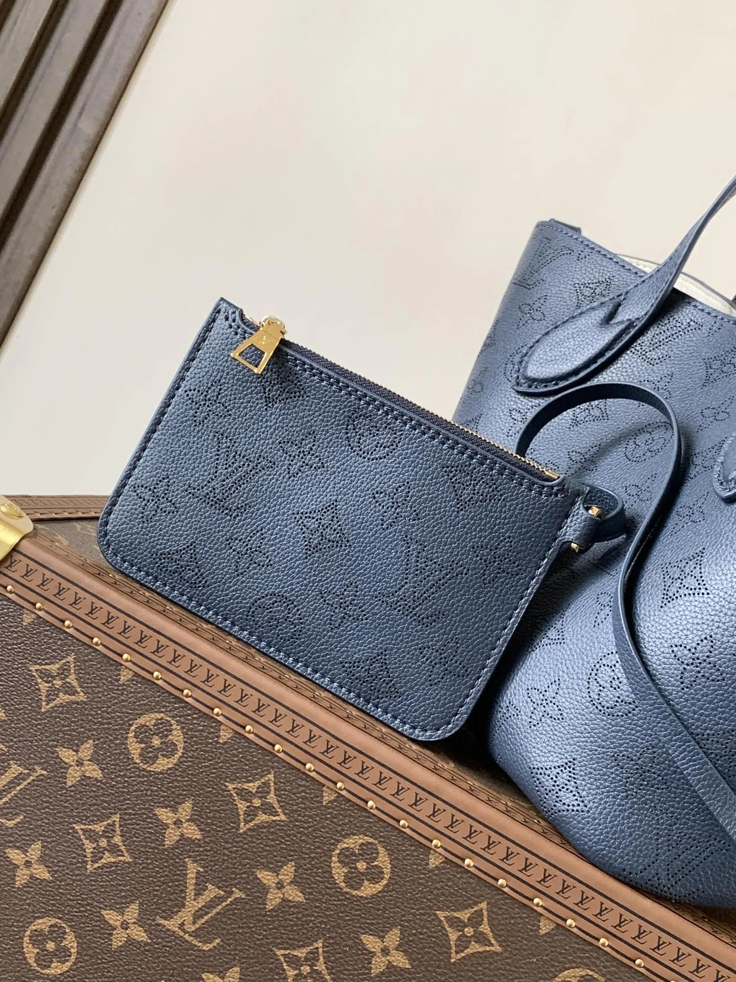 LV 深蓝 牛皮 深蓝 本款 Blossom 小 收纳包 旅行收纳款